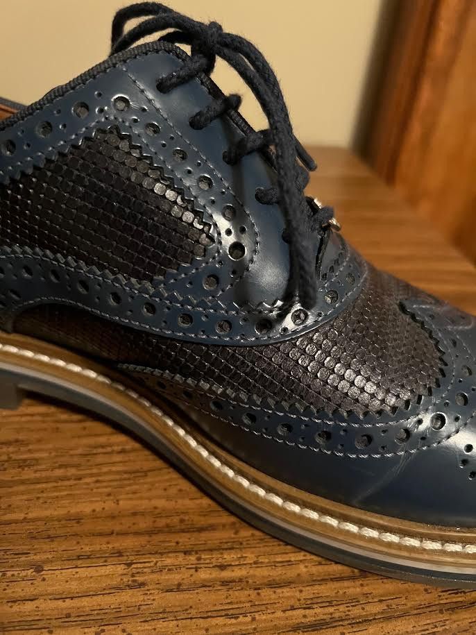 Other Wing Tip Brogue tonal blue with clear foot pad Size US 8 / EU 41 - 6 Thumbnail