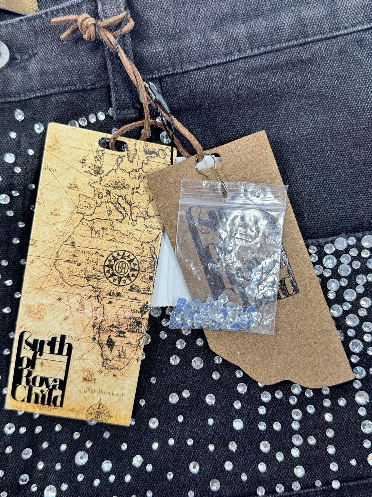 Birth of Royal Child CRYSTAL EMBELLISHED SHORTS Size US 34 / EU 50 - 5 Thumbnail
