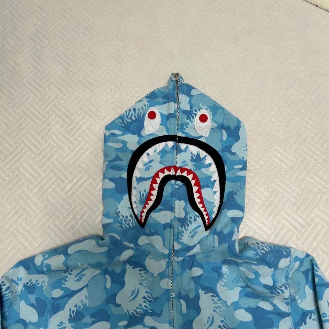Bape LIMITED CAMO SHARK FULL ZIP HOODIE Size US XL / EU 56 / 4 - 2 Thumbnail