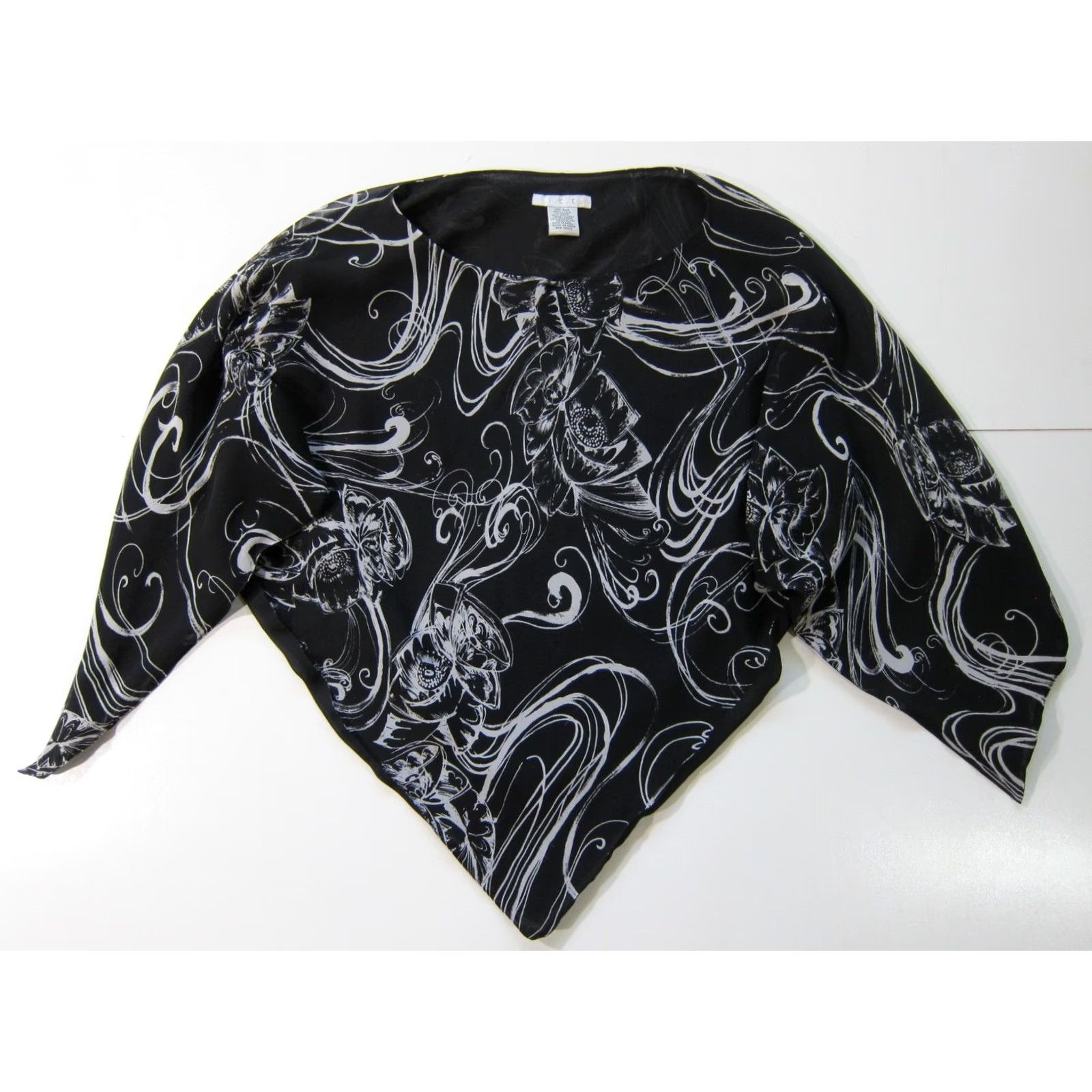 Vintage I.C.E 100% Silk Black White Floral Asymmetrical Flare Sleeve Blouse Top Women OS Size ONE SIZE - 6 Thumbnail