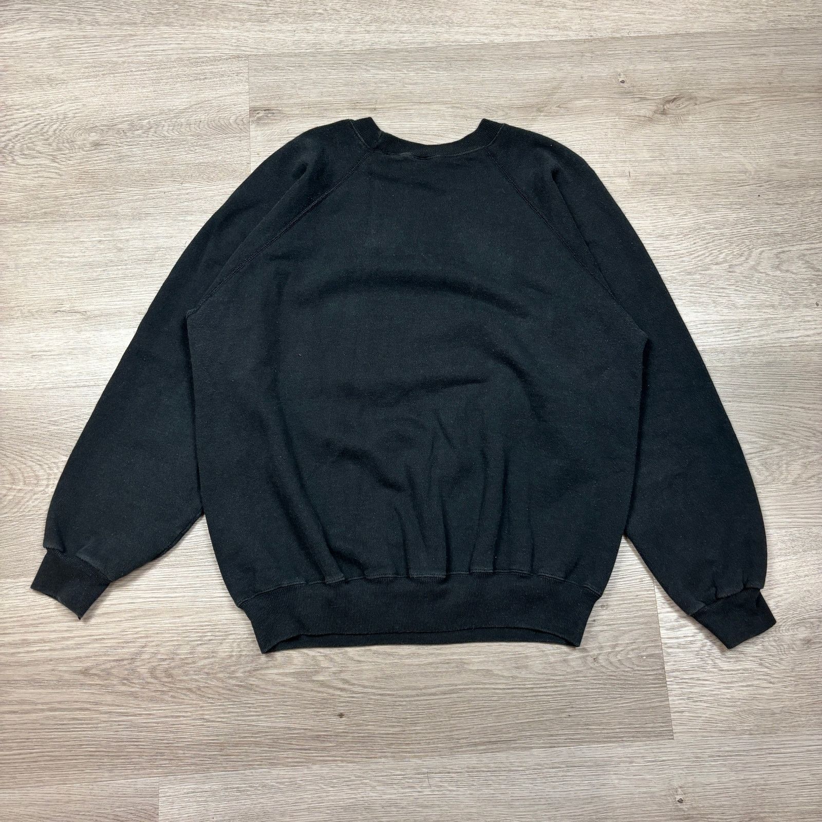 Hanes × Vintage Vintage 90s Wolf Howling Nature Crew Sweatshirt Men's XL Size US XL / EU 56 / 4 - 3 Thumbnail