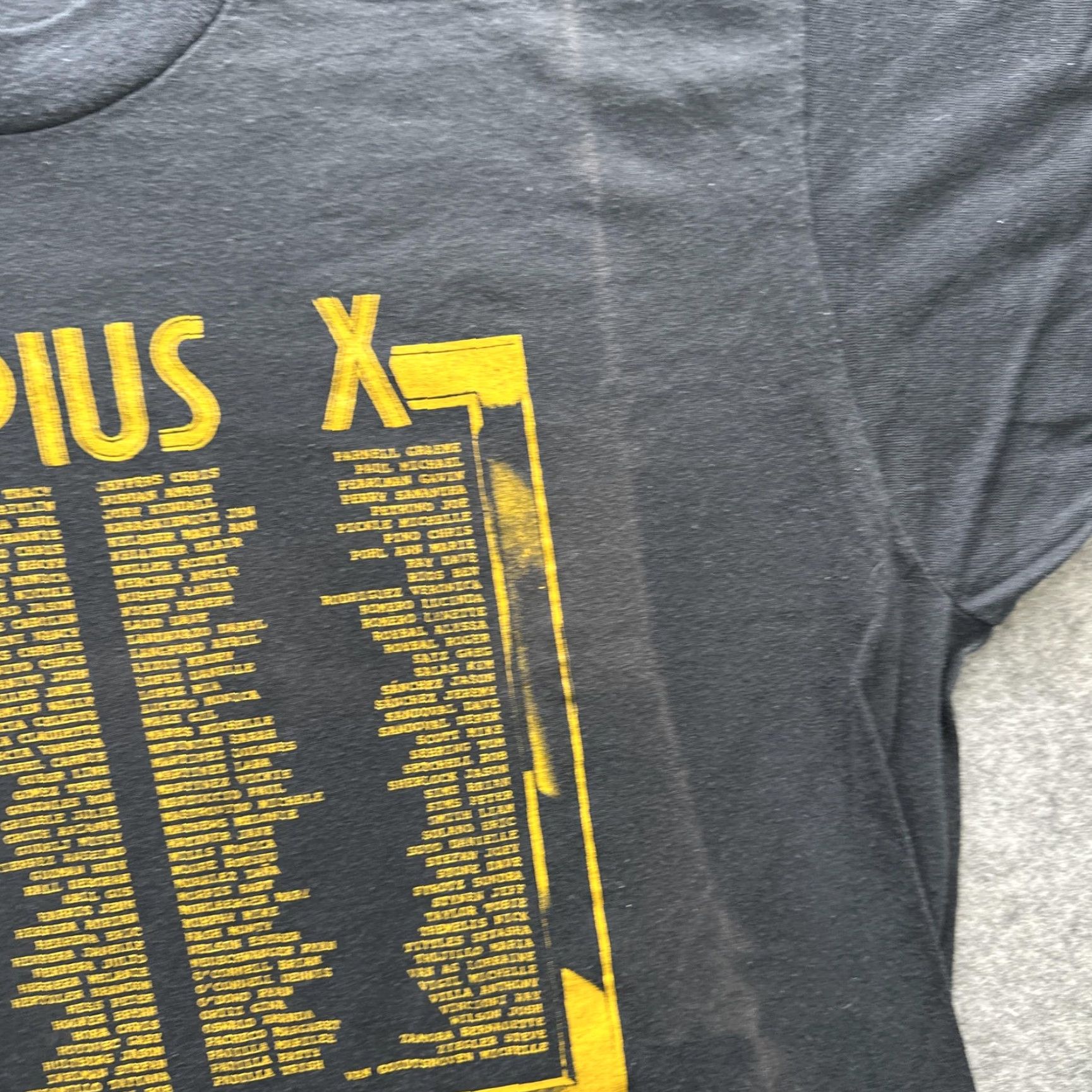 Vintage VINTAGE St Pius X Class Of 1990 Graphic Shirt Mens XL Black School Alumni 90s Size US XL / EU 56 / 4 - 6 Thumbnail