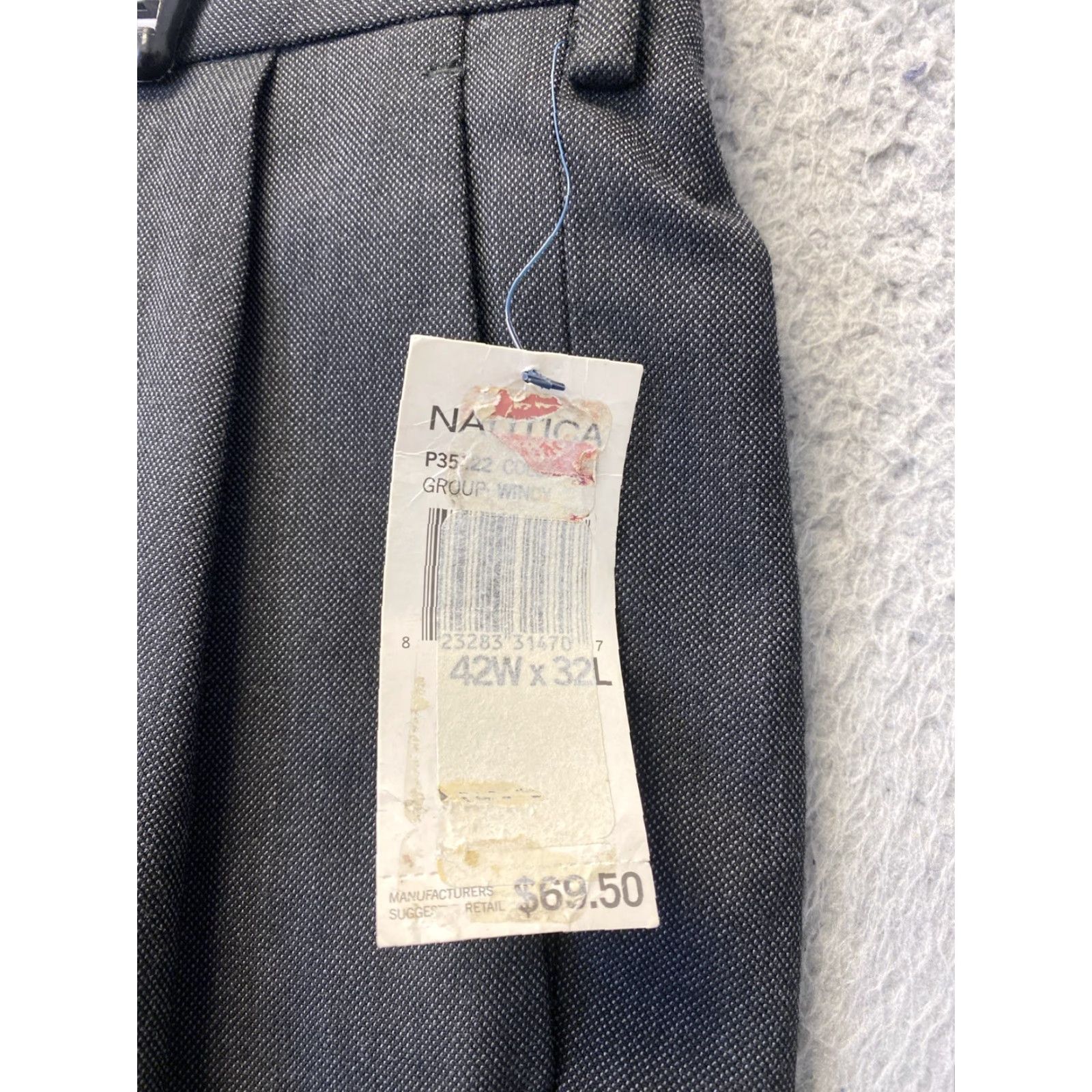 Nautica VINTAGE Nautica Dress Pants Mens 42x32 Gray Pleated Straight Business Casual Formal City Preppy Size US 42 / EU 58 - 4 Thumbnail