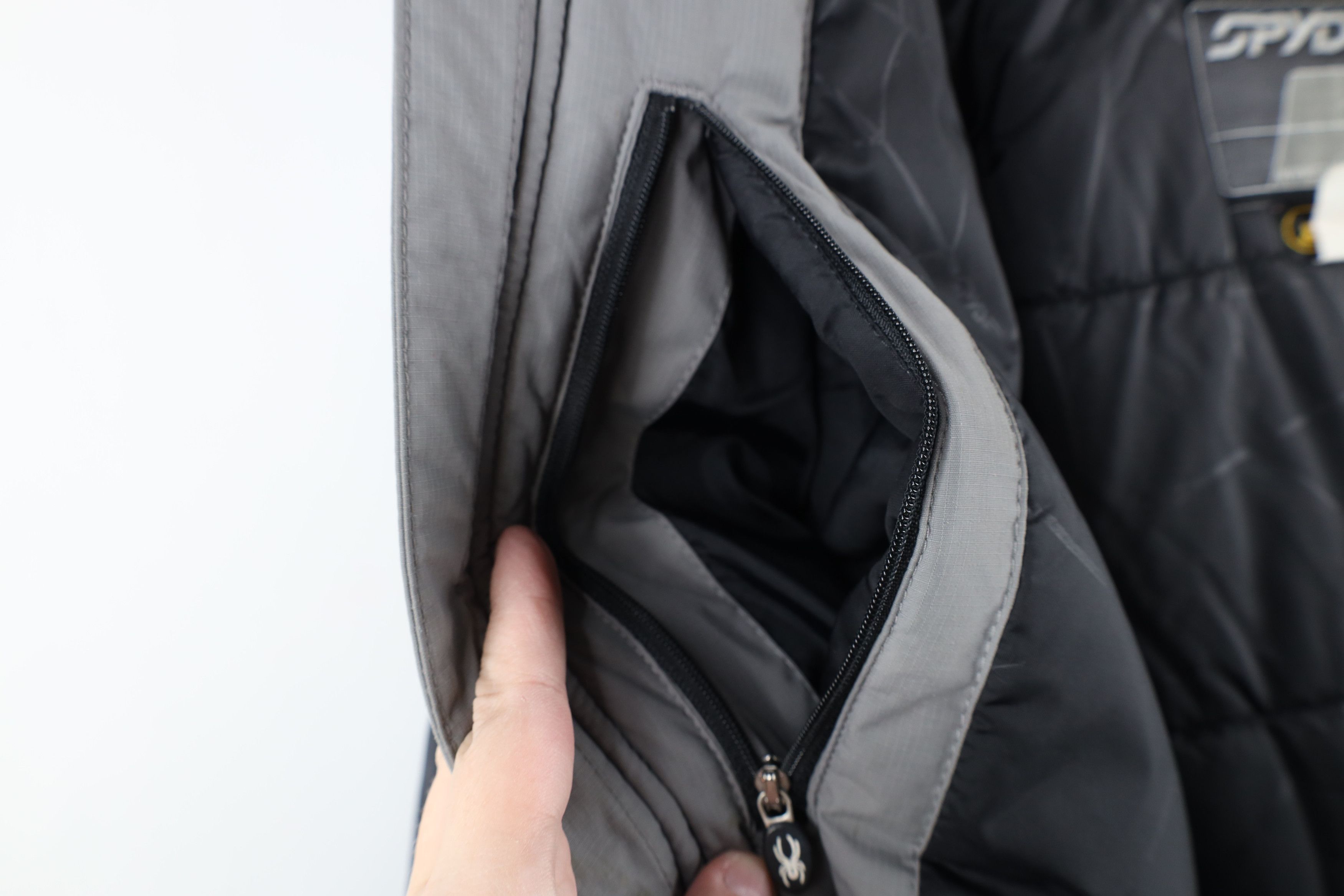 Spyder × Vintage Vintage Spyder Hooded Skiing Snowboard Puffer Jacket Gray Size US L / EU 52-54 / 3 - 14 Thumbnail