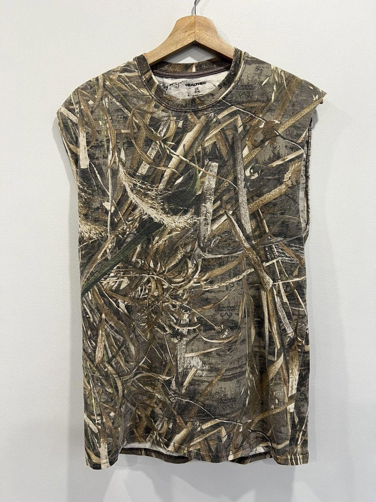Vintage Vintage Mossy Oaks camo sleeveless shirt Size US L / EU 52-54 / 3 - 1 Thumbnail