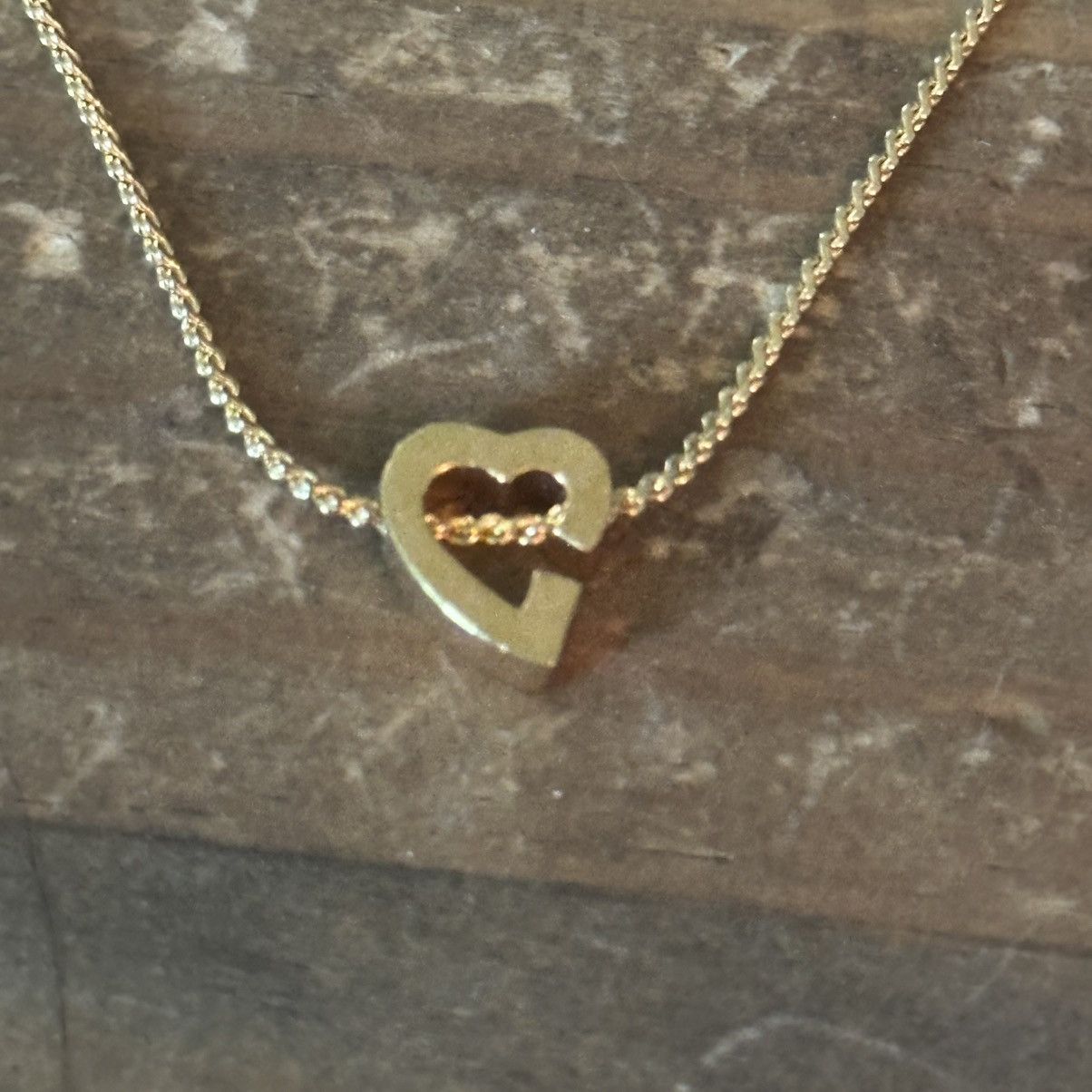 Vintage Vintage gold tone open heart pendant necklace Size ONE SIZE - 4 Thumbnail