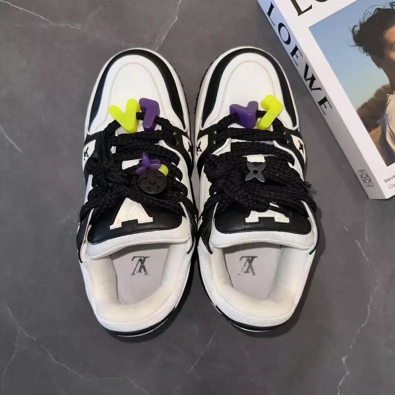 Louis Vuitton Sneakers 40.5 Size Second Hand-2507