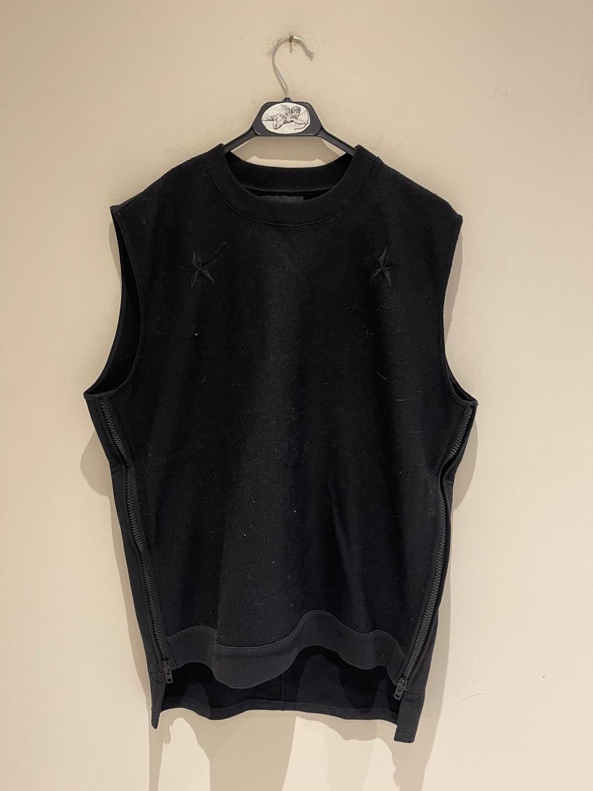 Givenchy Givenchy Black Overtop Size US M / EU 48-50 / 2 - 1 Thumbnail