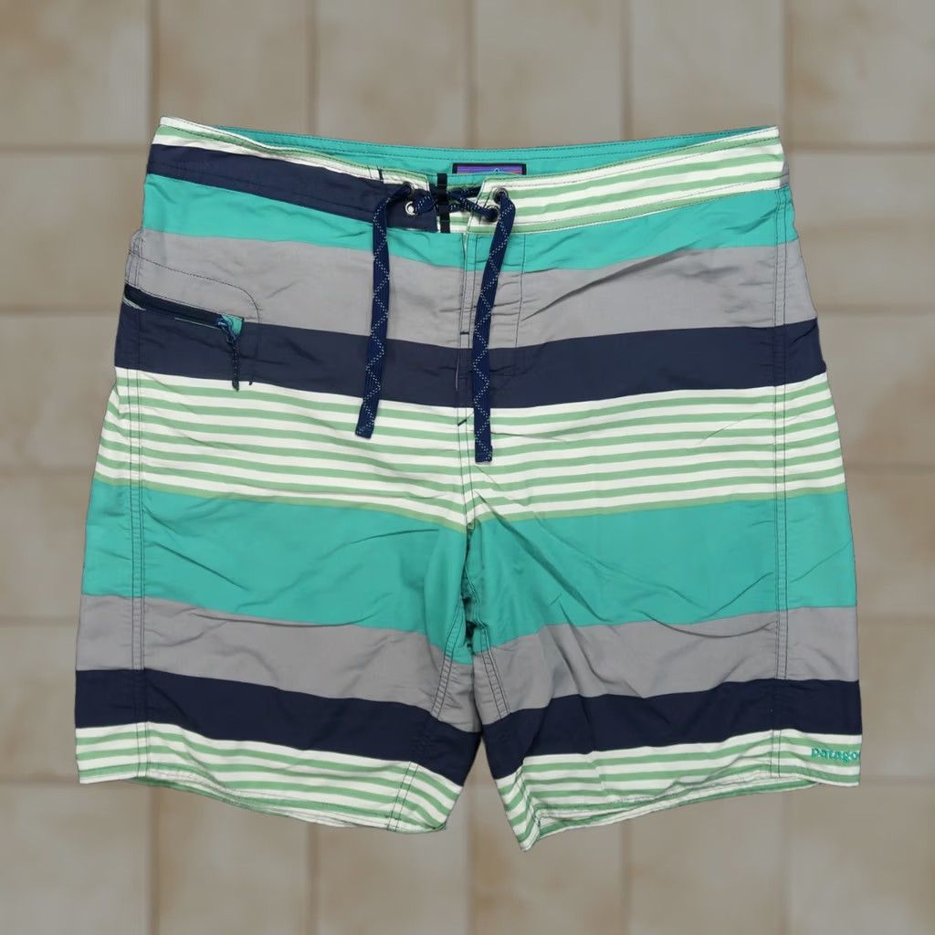 Patagonia Patagonia Board Shorts Mens 34 Gray Blue Wavefarer Striped Zip Pocket Swim Size US 34 / EU 50 - 1 Thumbnail