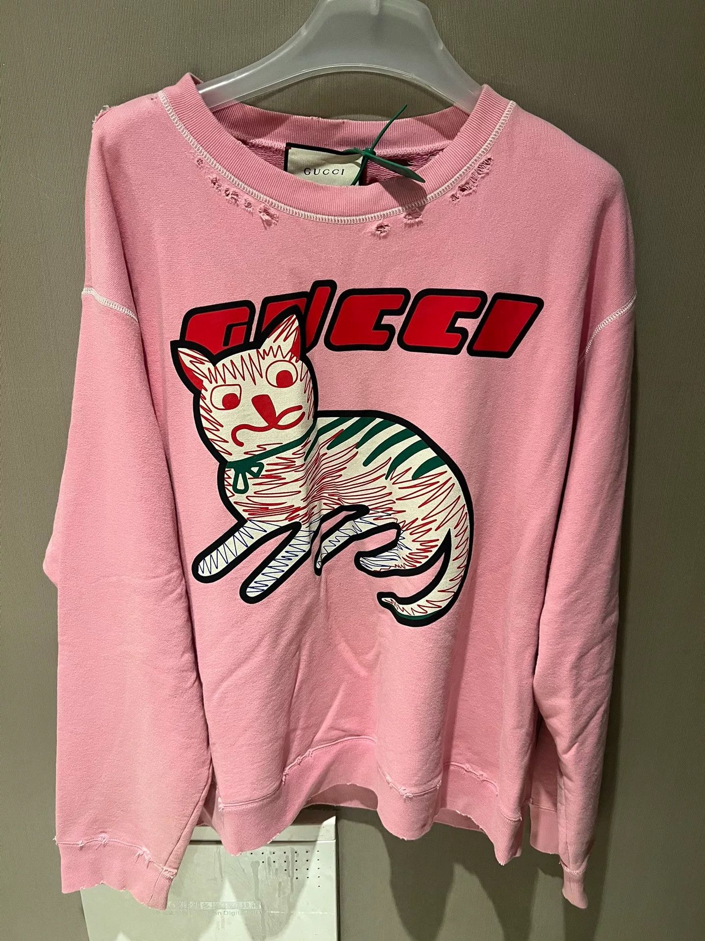 Gucci Gucci Pink Cat Print Sweatshirt Size M / US 6-8 / IT 42-44 - 1 Thumbnail