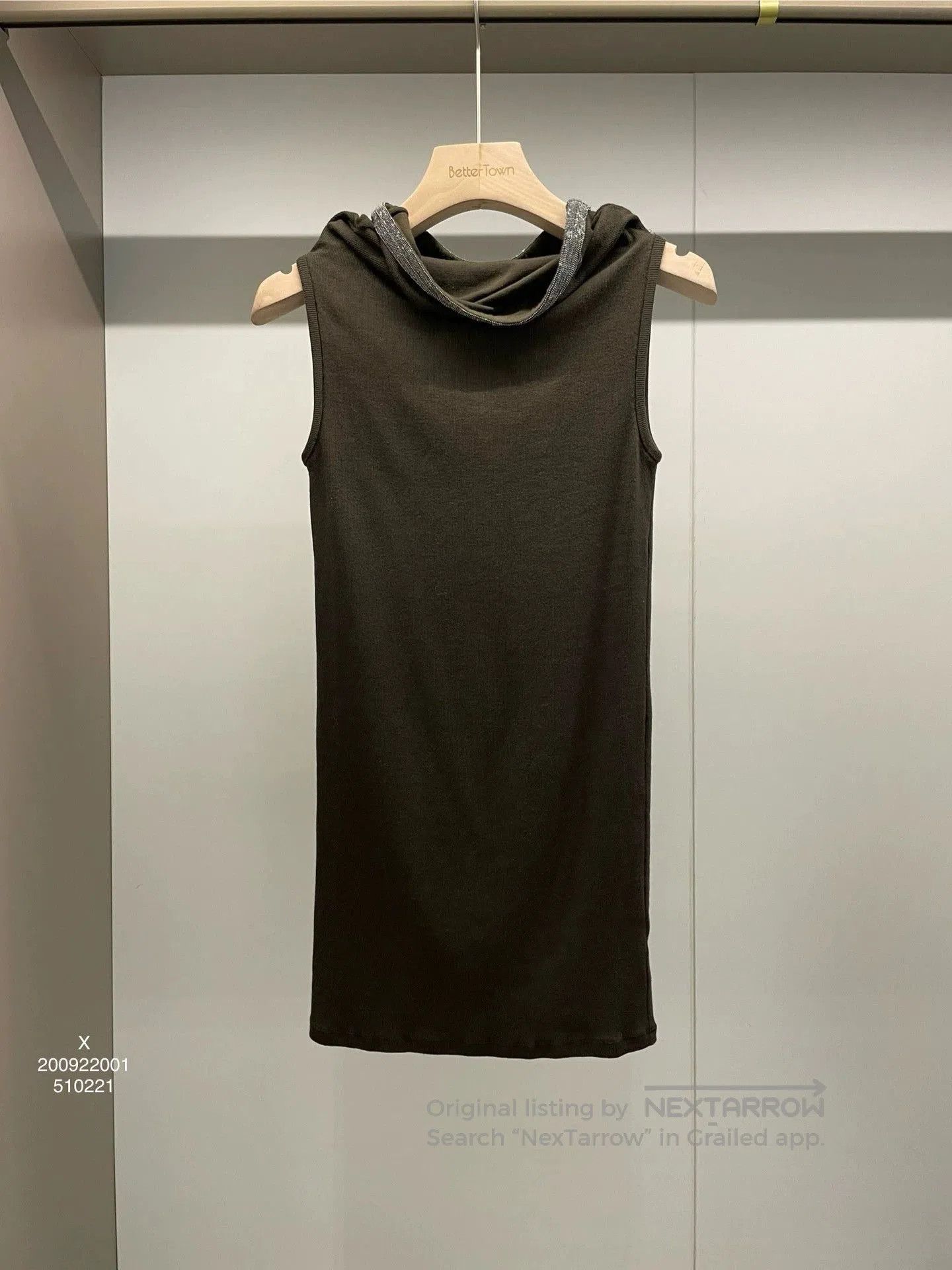 Brunello Cucinelli Beaded Sleeveless Top.