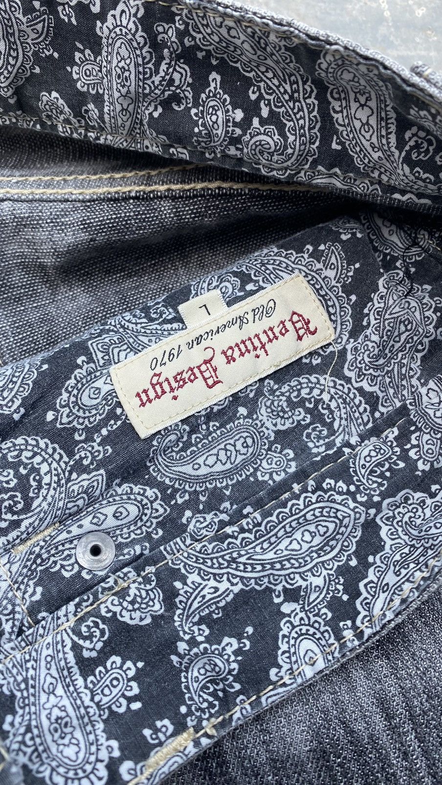 Fubu × Japanese Brand Ventina Carpenter Jorts Paisley 90s Size US 33 - 6 Thumbnail