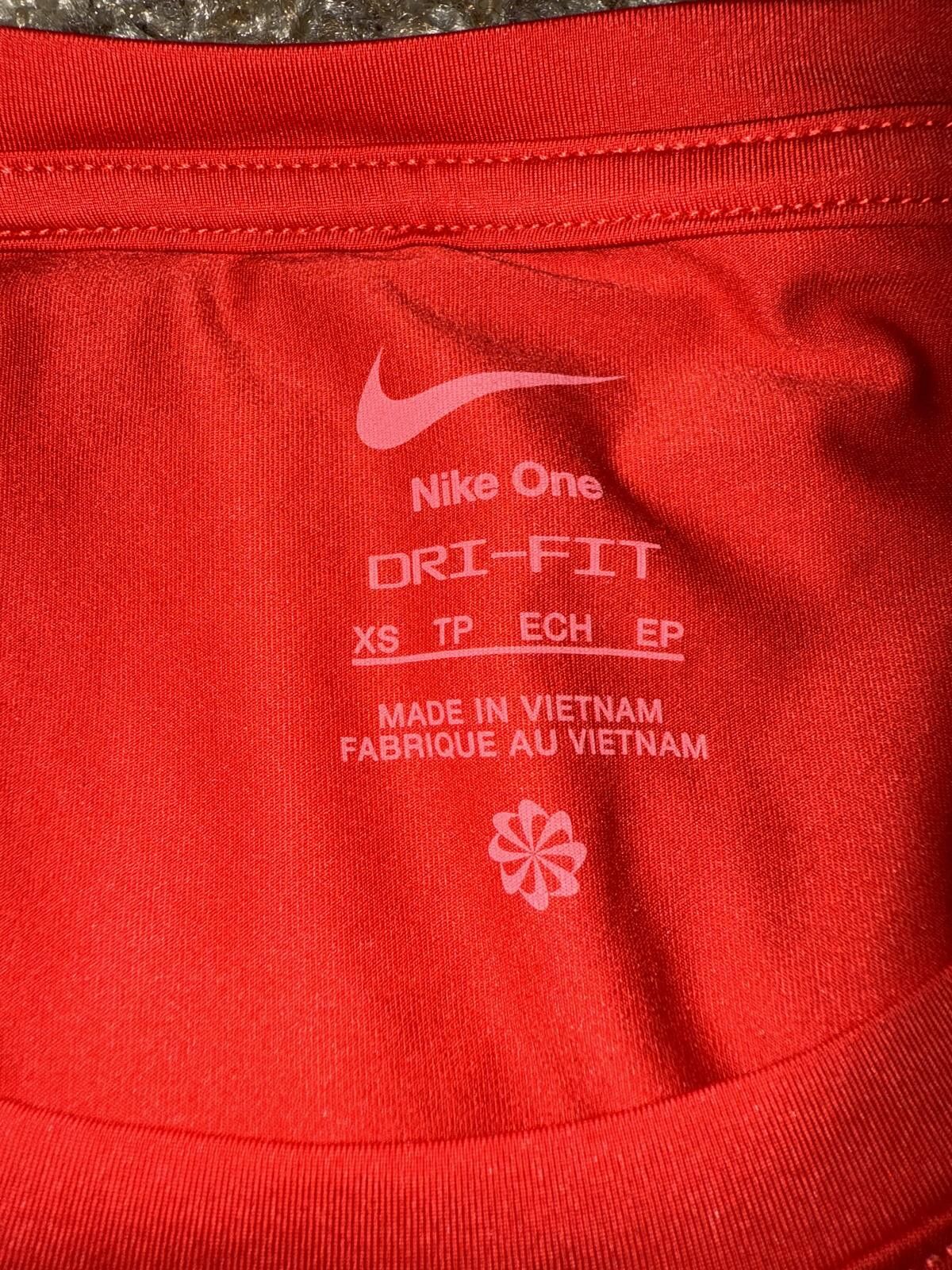 Nike Nike Women's One Classic Dri-FIT Tank Top Sample Size XS / US 0-2 / IT 36-38 - 5 Thumbnail