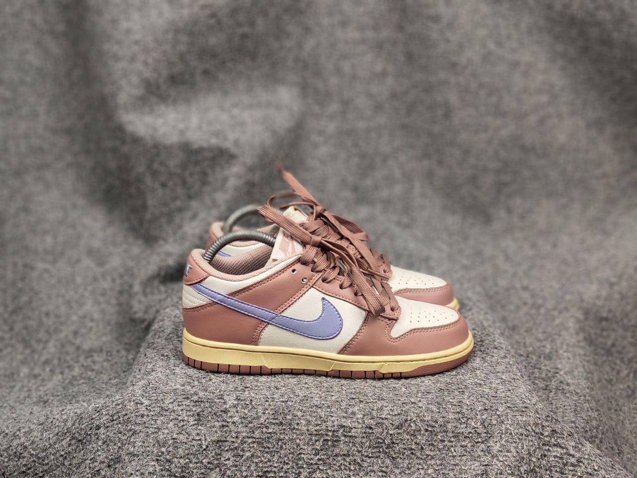 Nike Nike Dunk Low Pink Oxford Purple White Sneaker Vintage Style Size US 5.5 / IT 35.5 - 4 Thumbnail