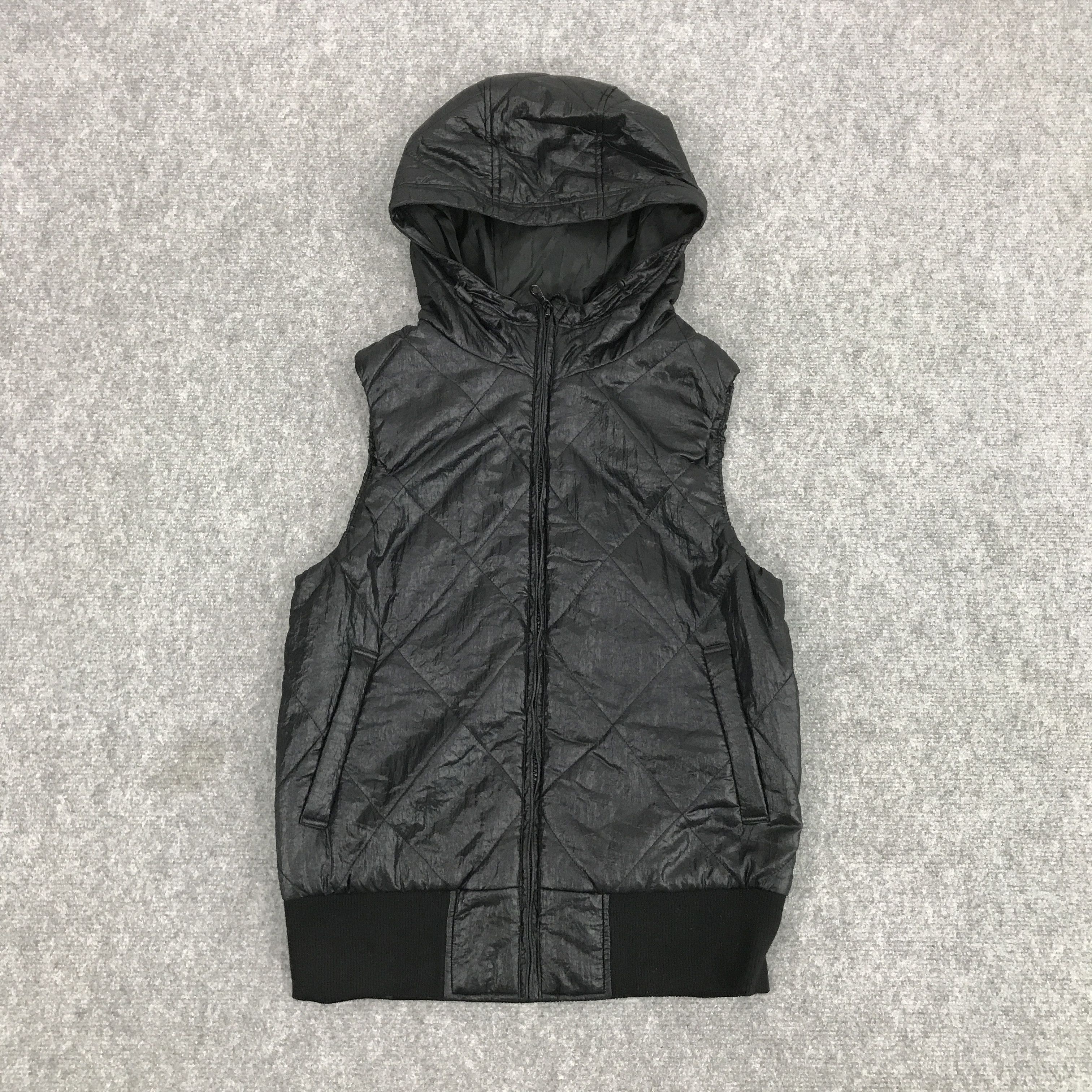 Japanese Brand × Uniqlo BLACK HOODIES ZIPPER UNIQLO JACKET Size US M / EU 48-50 / 2 - 1 Thumbnail