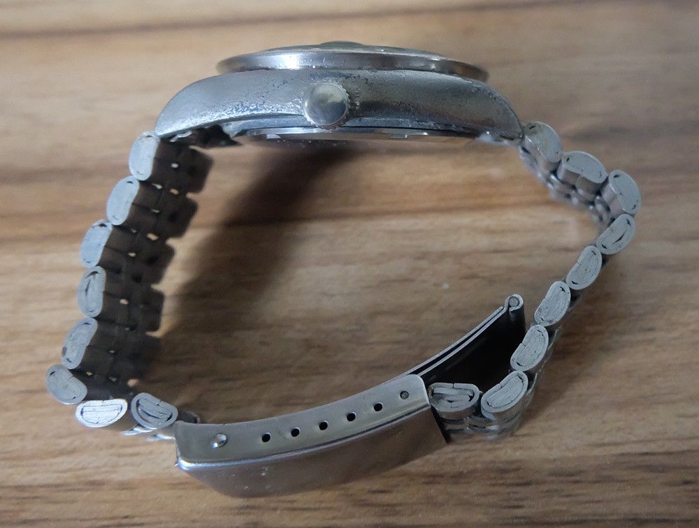 Vintage Champ Quartz “Om Maharoi Model 1” Size 34 - 3 Thumbnail