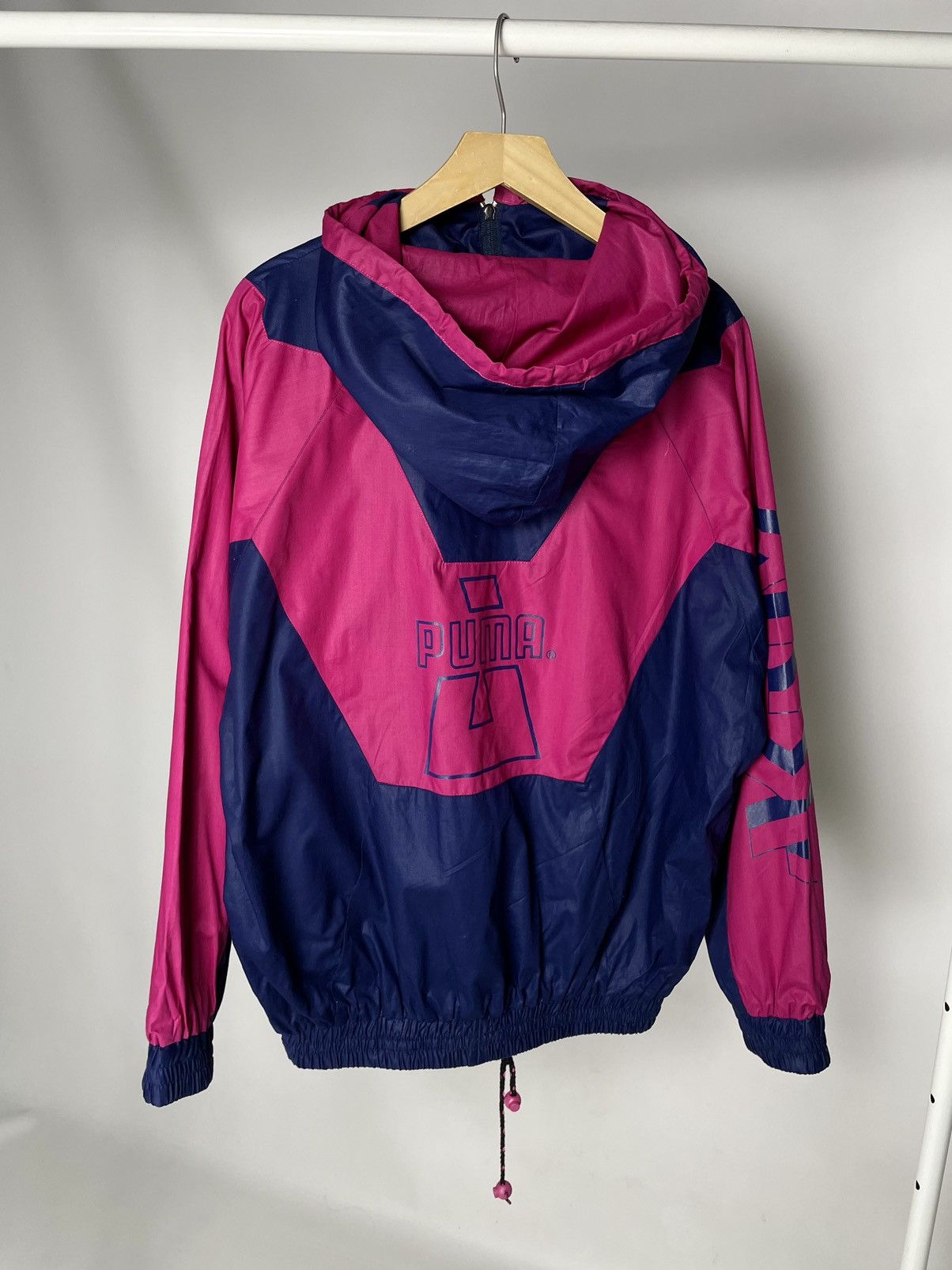 Puma Puma 😈 Vintage Pink Rain Light Hooded Supreme Jacket Size US L / EU 52-54 / 3 - 10 Thumbnail