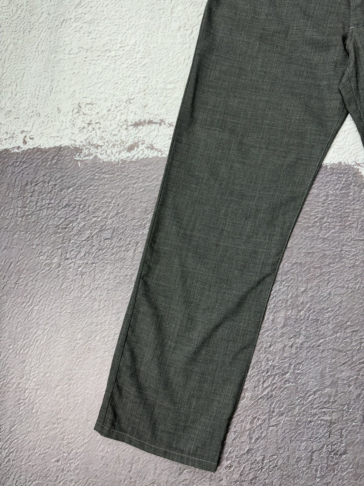 Versace Versace Classic V2 vintage grey wool casual pants logo Size US 32 / EU 48 - 3 Thumbnail