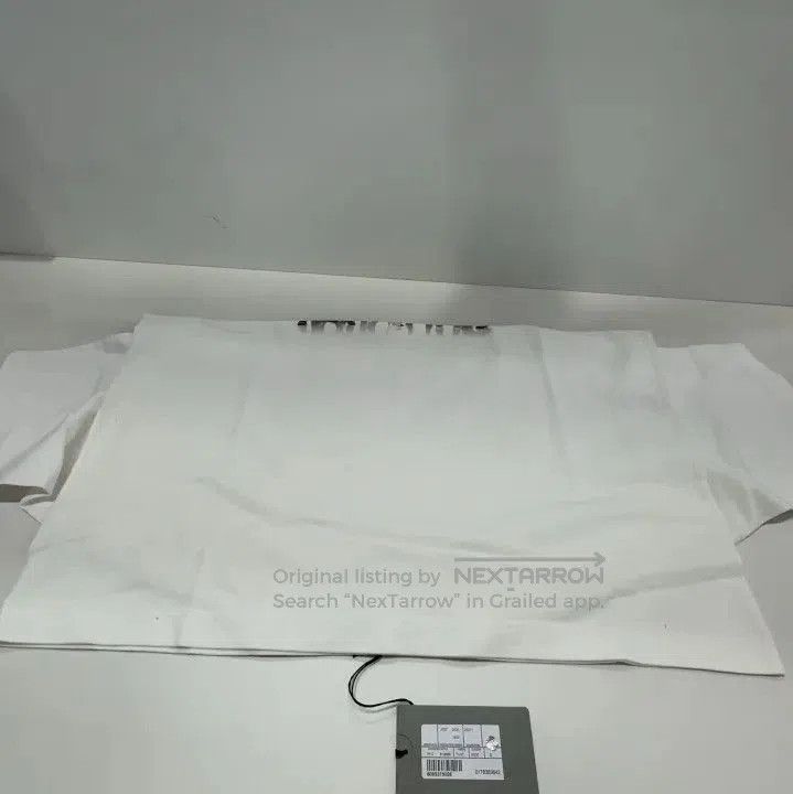 Balenciaga Balenciaga Graphic Logo Short Sleeve T-shirt for Men. Size US S / EU 44-46 / 1 - 7 Thumbnail