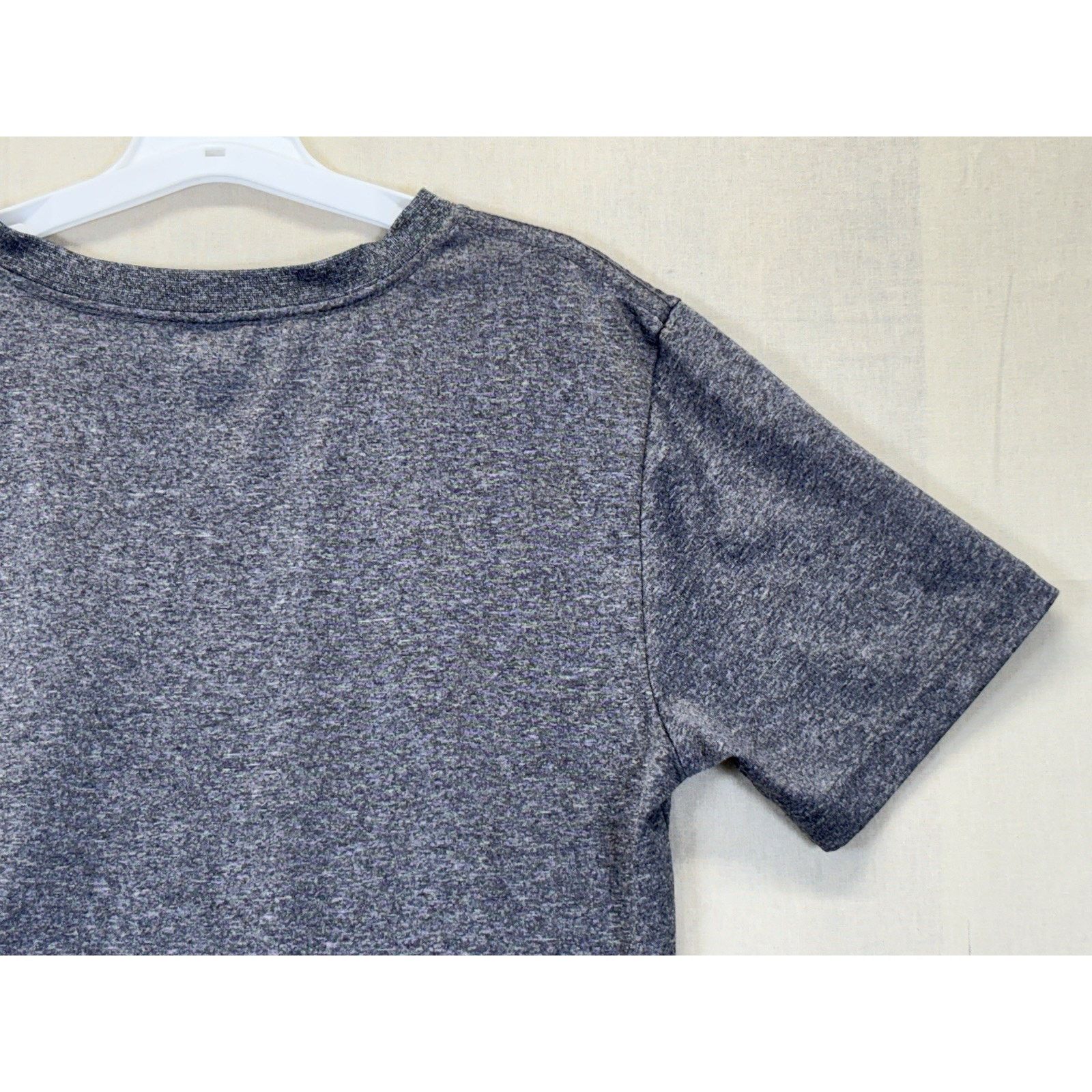 Nike Nike Dri-Fit Youth Large Gray Graphic T-Shirt Boys L Size US L / EU 52-54 / 3 - 18 Thumbnail