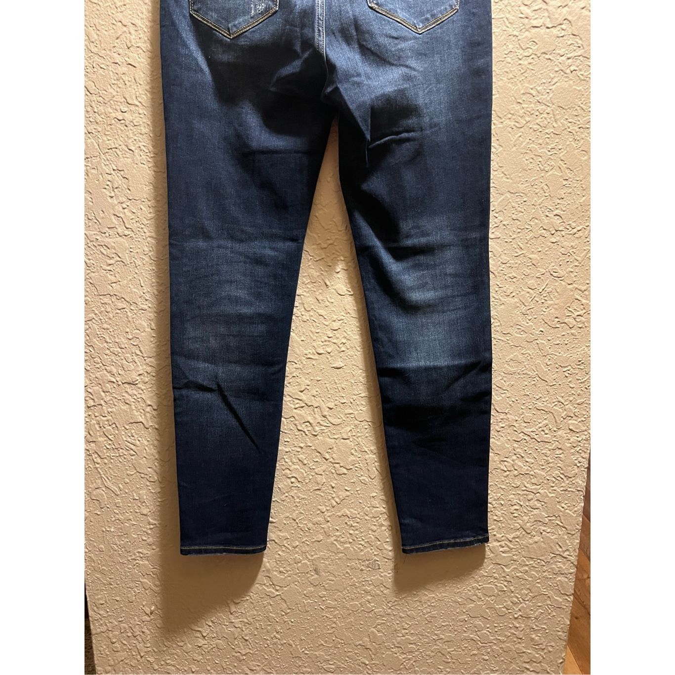 Other Kancan Woman’s Blue Jeans Size 30 - Missing One Buttom Size 30" / US 8 / IT 44 - 7 Thumbnail