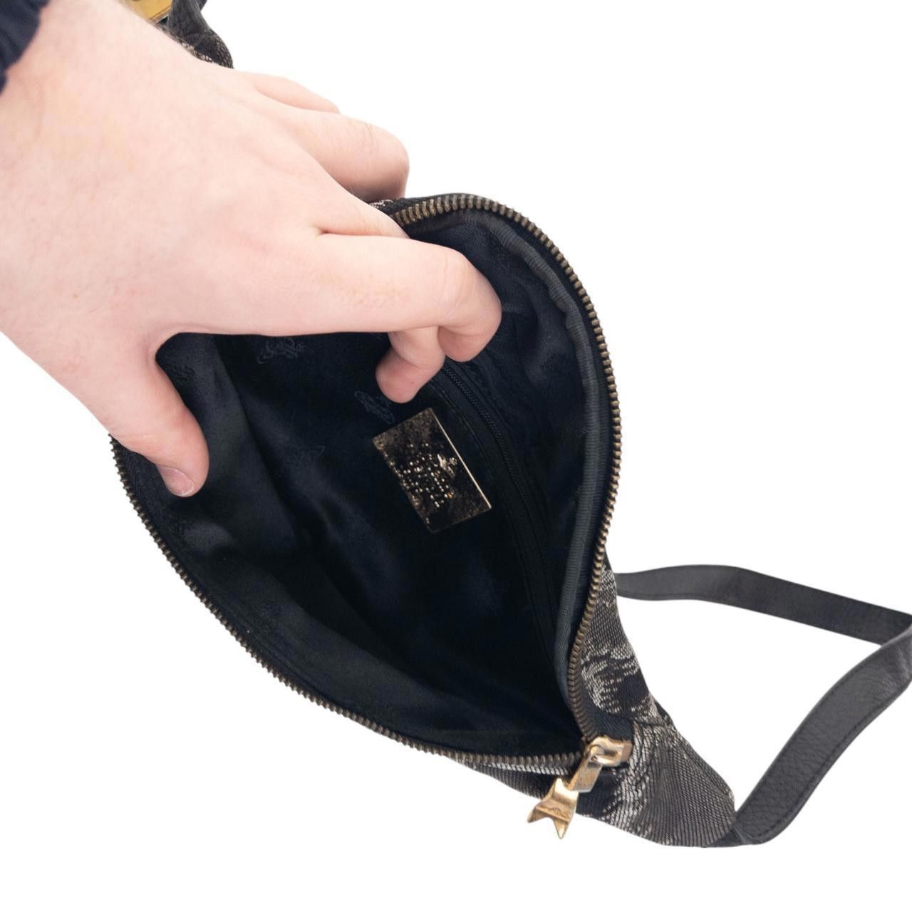 Vivienne Westwood Vintage Vivienne Westwood Pattern Crossbody Bag Size ONE SIZE - 3 Thumbnail