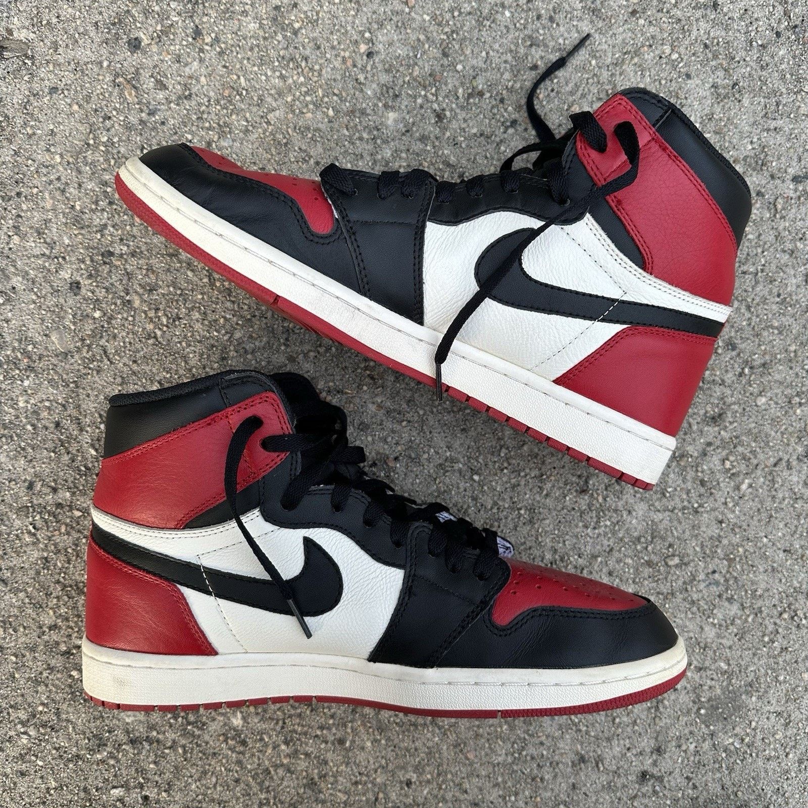 Jordan Brand × Nike Nike Air Jordan 1 Retro High OG ‘Bred Toe’ 2018 Shoes Size US 11 / EU 44 - 2 Thumbnail