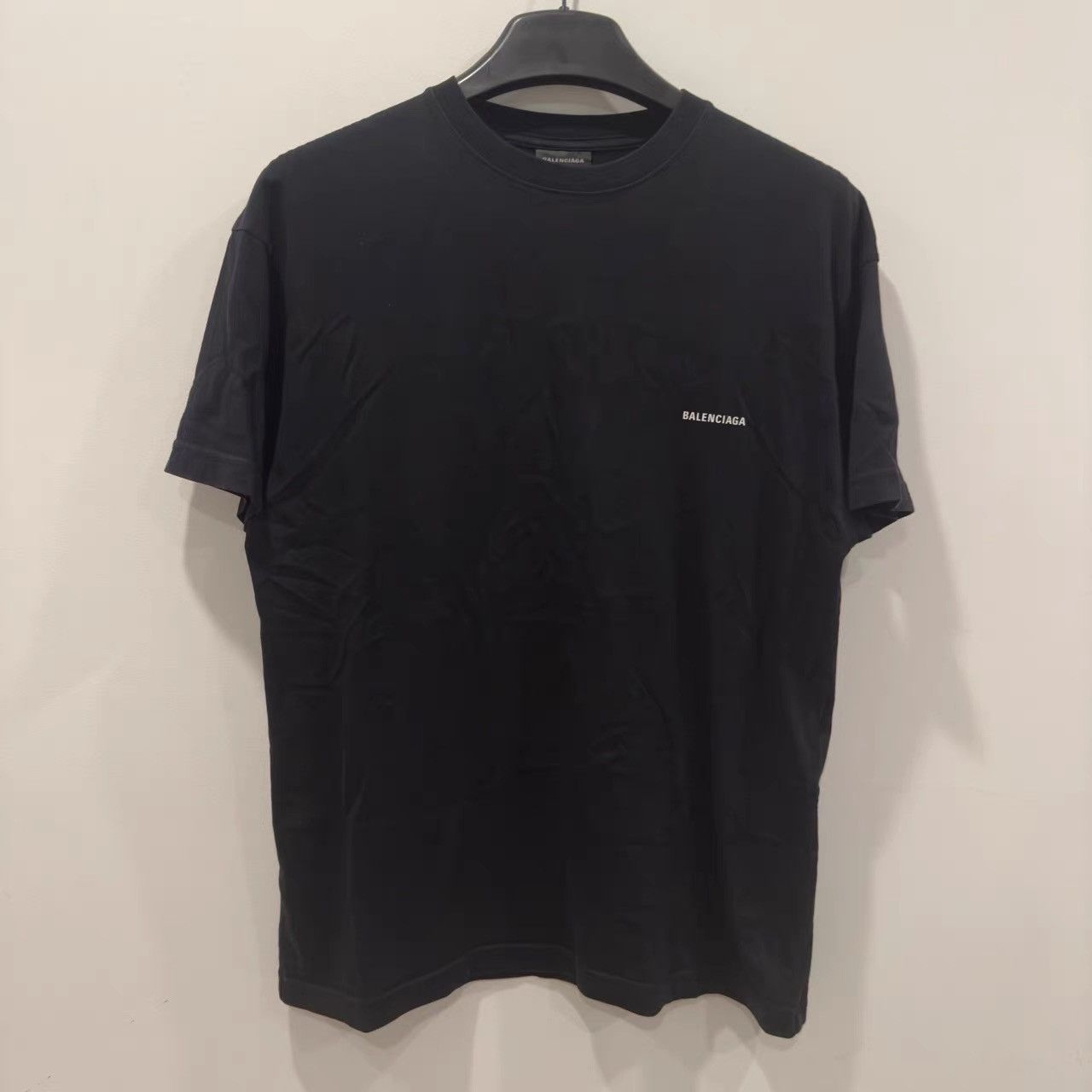 Balenciaga Balenciaga New Black Small Logo Short Sleeve K28 Size US L / EU 52-54 / 3 - 1 Thumbnail