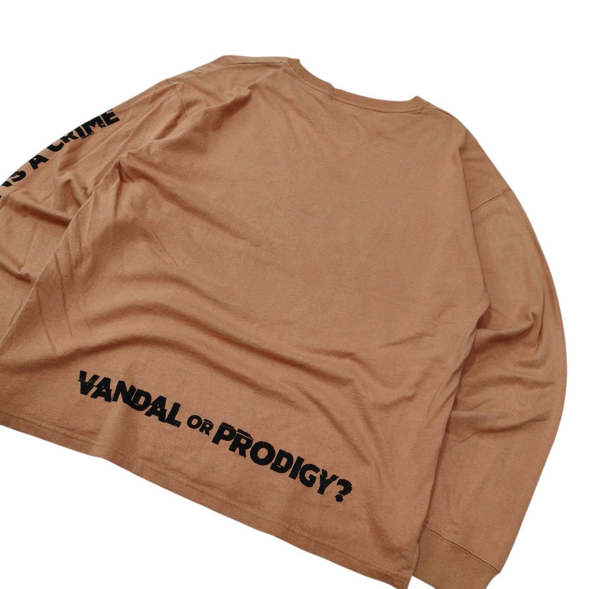 Vintage Vintage BRANDALISED Graffiti is a Crime Tshirt Size US XL / EU 56 / 4 - 4 Thumbnail