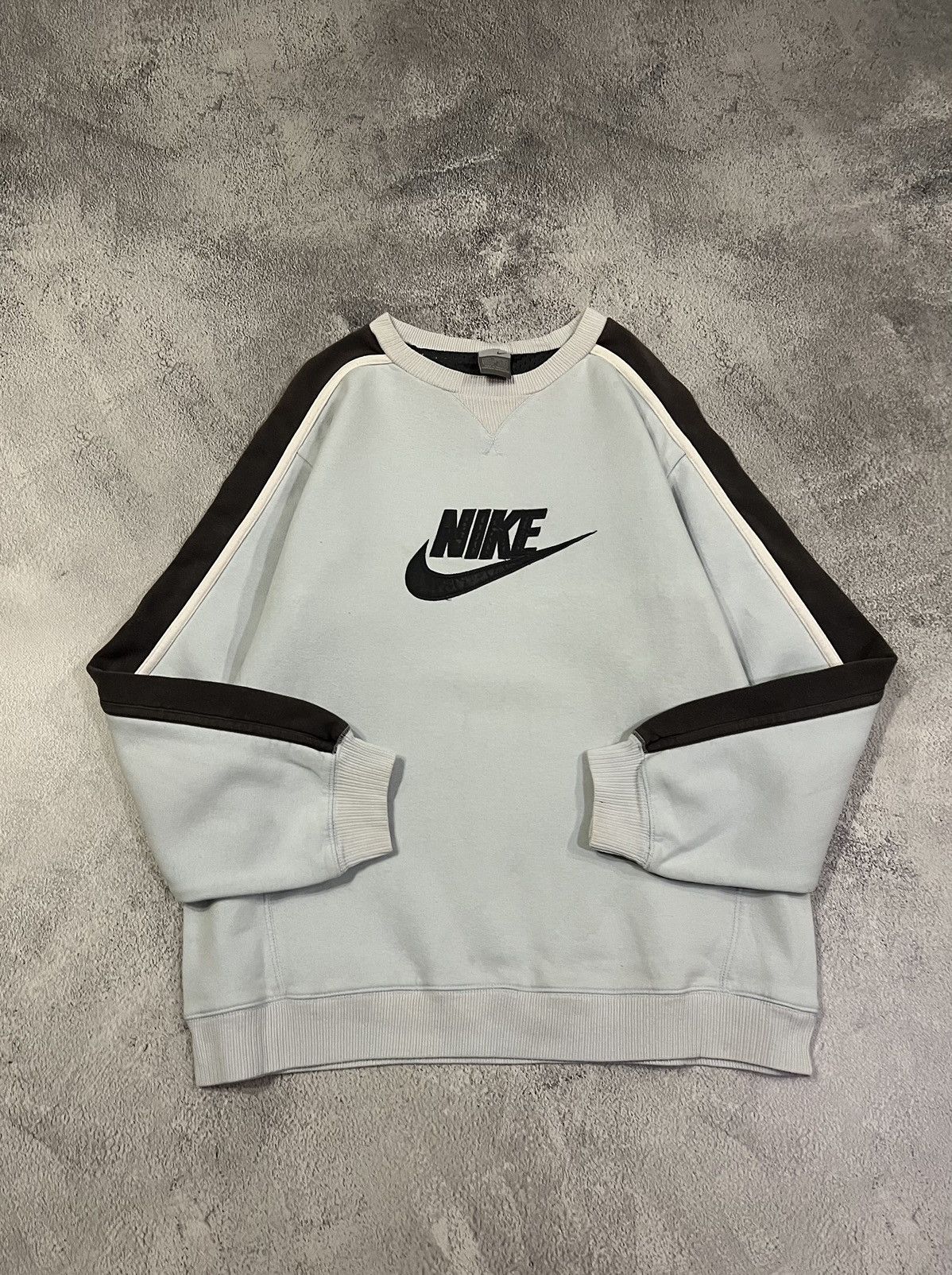 Nike × Vintage Vintage Y2k Nike Big Logo Sweatshirt 00’s Light Blue Size US L / EU 52-54 / 3 - 7 Thumbnail