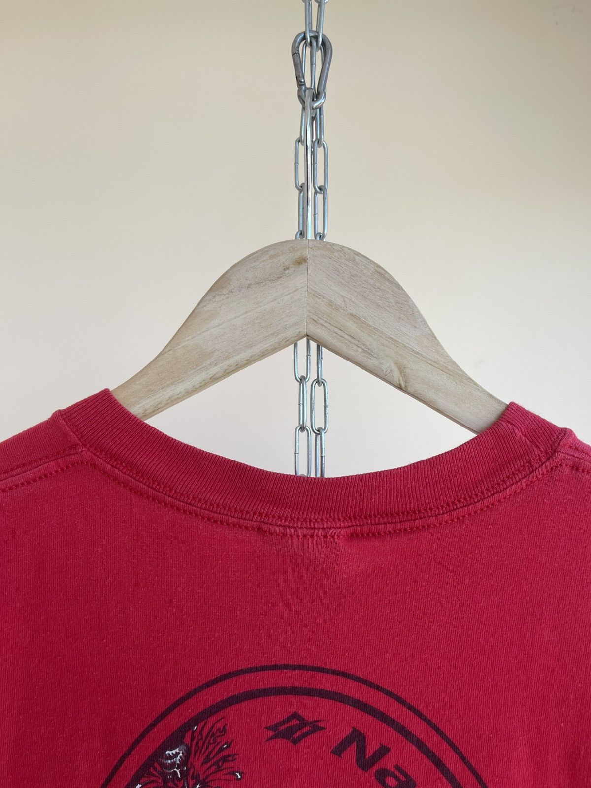 Hanes Robby Naish Wave Print Windsurfing TShirt 2002 Vintage 2000s Size US S / EU 44-46 / 1 - 5 Thumbnail