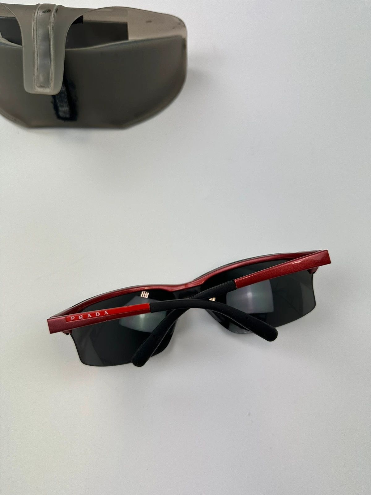 Prada Prada Sport 00’s Red & Black Sunglasses Size ONE SIZE - 3 Thumbnail
