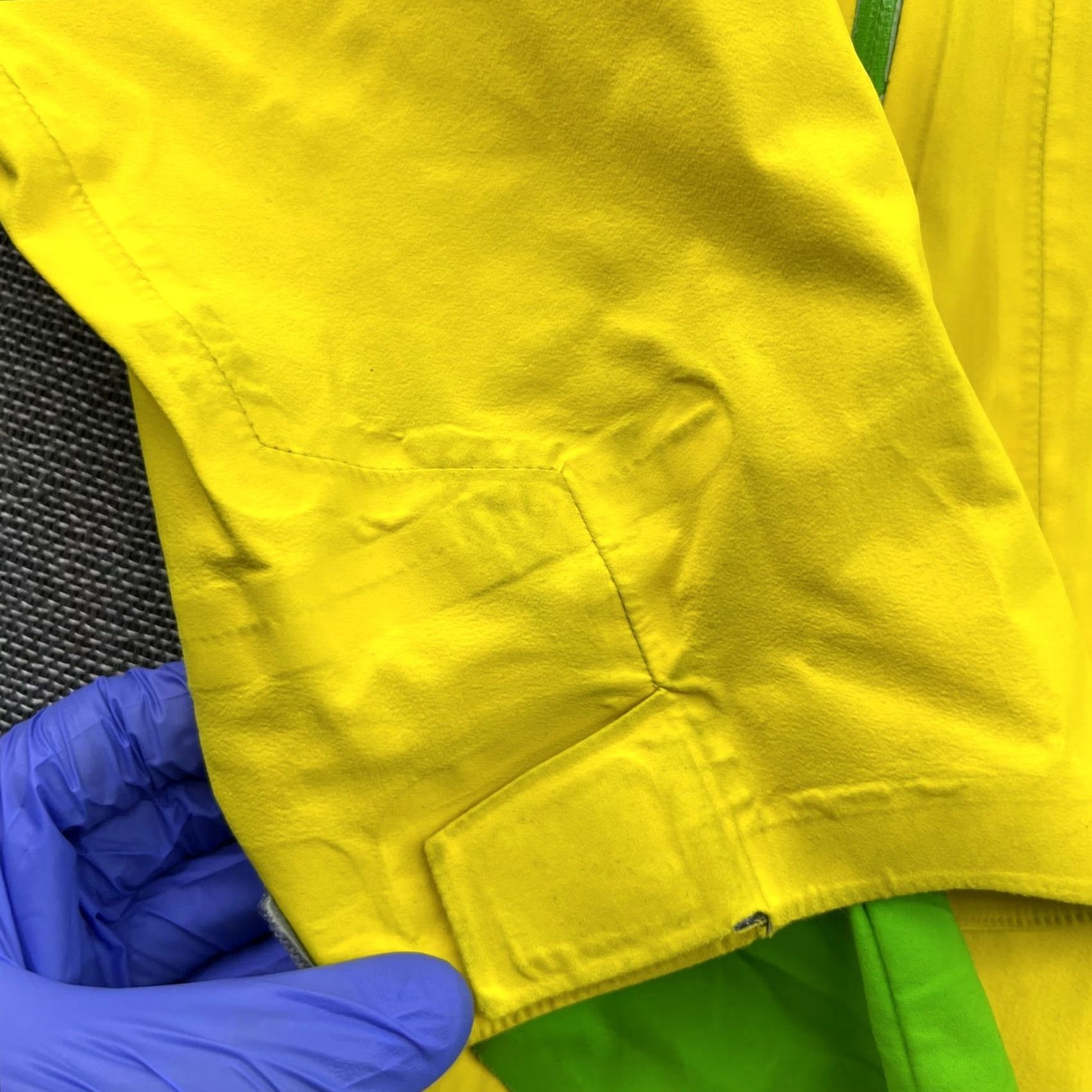 Vintage Norrona Gore-Tex Pro Jacket Yellow Mens Small Hooded Waterproof Windbreaker Size US S / EU 44-46 / 1 - 7 Thumbnail