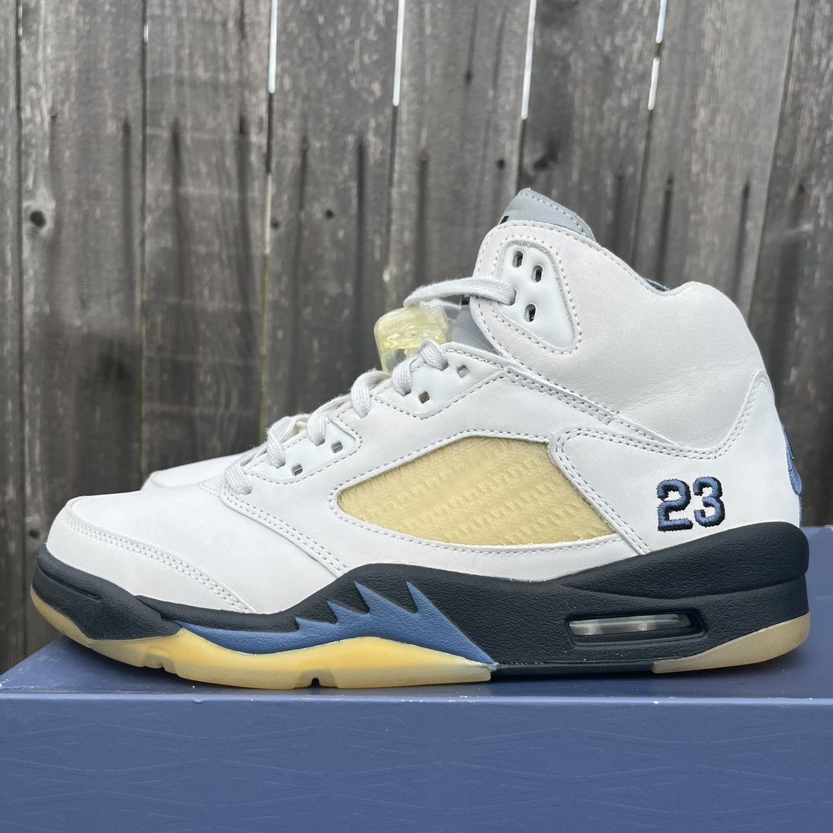 A Ma Maniere × Nike Nike air Jordan 5 A ma maniere size 10.5w(9men) Size US 9 / EU 42 - 4 Thumbnail
