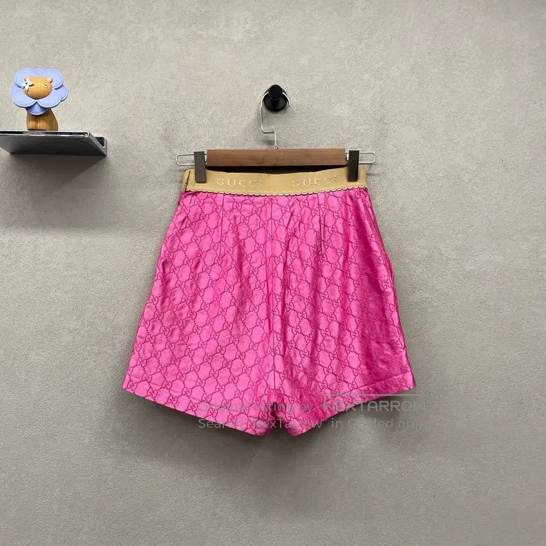 Gucci Gucci Logo inlaid pink vest shorts set Size XS / US 0-2 / IT 36-38 - 4 Thumbnail