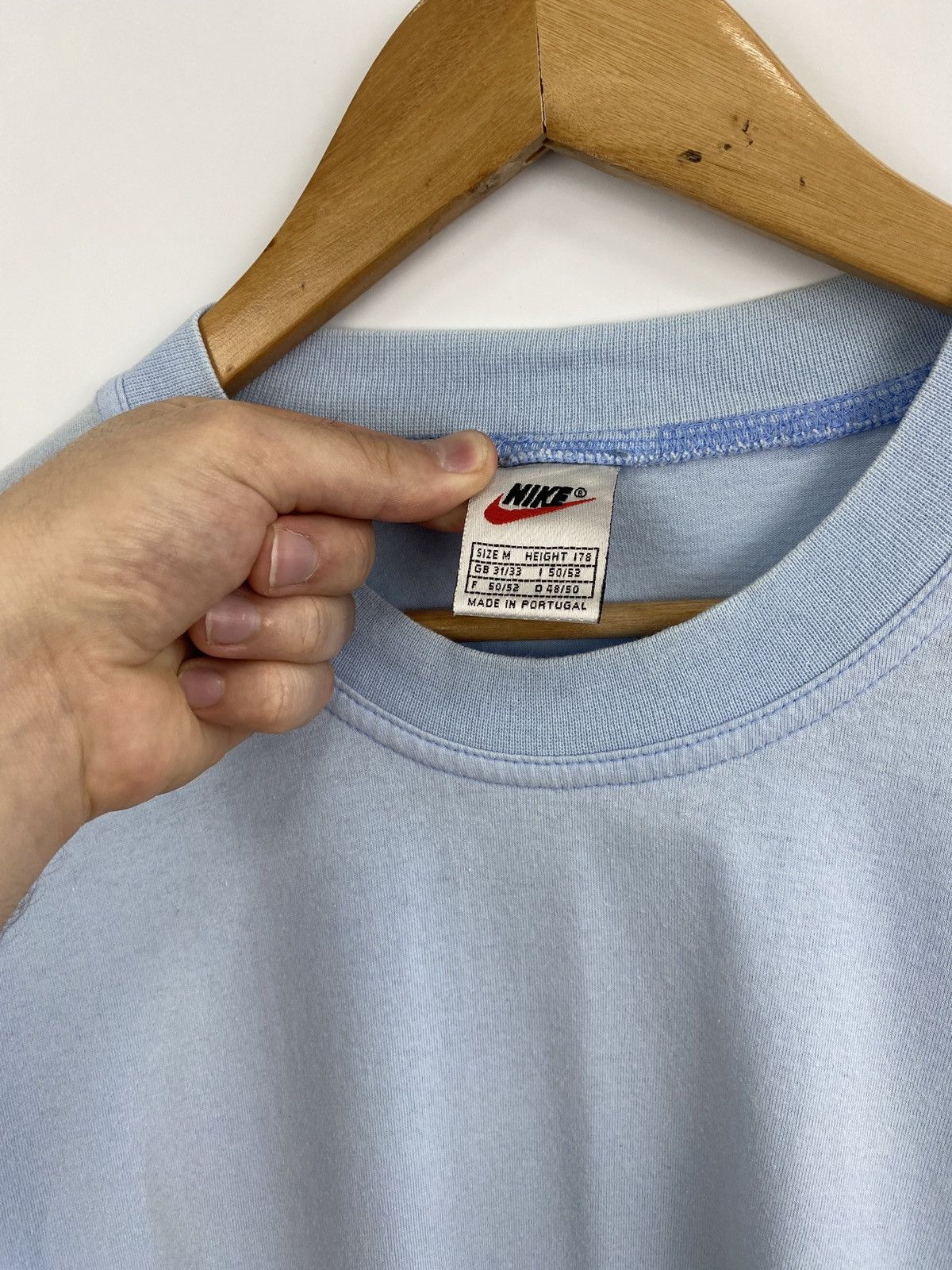 Nike 🇺🇸 Vintage 90s Nike T-Shirt Rare Retro Y2K Size US L / EU 52-54 / 3 - 5 Thumbnail