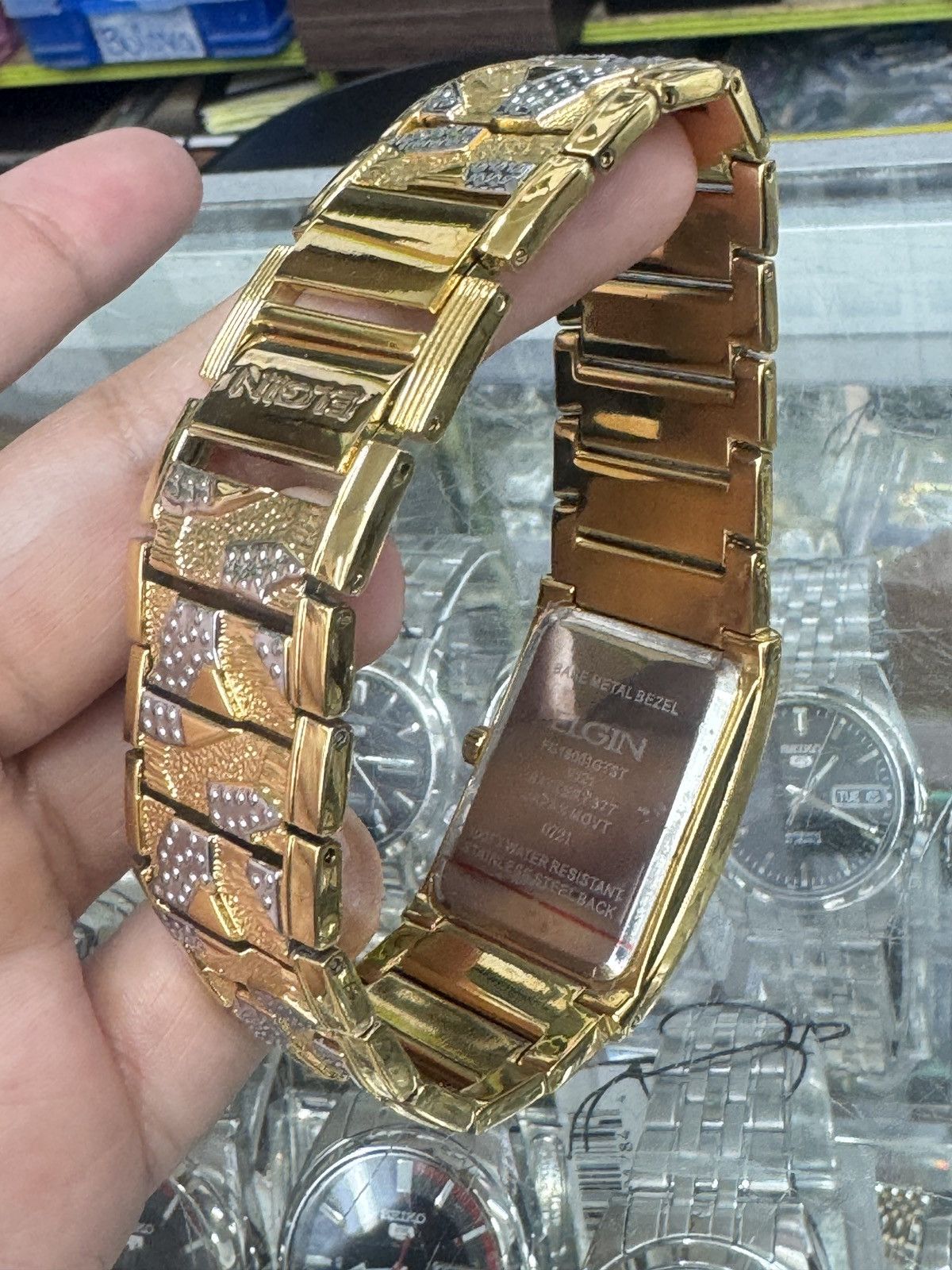 Johnstons Of Elgin Elgin Watch , 36 mm diameter , 8 inches long Size 36 - 4 Thumbnail