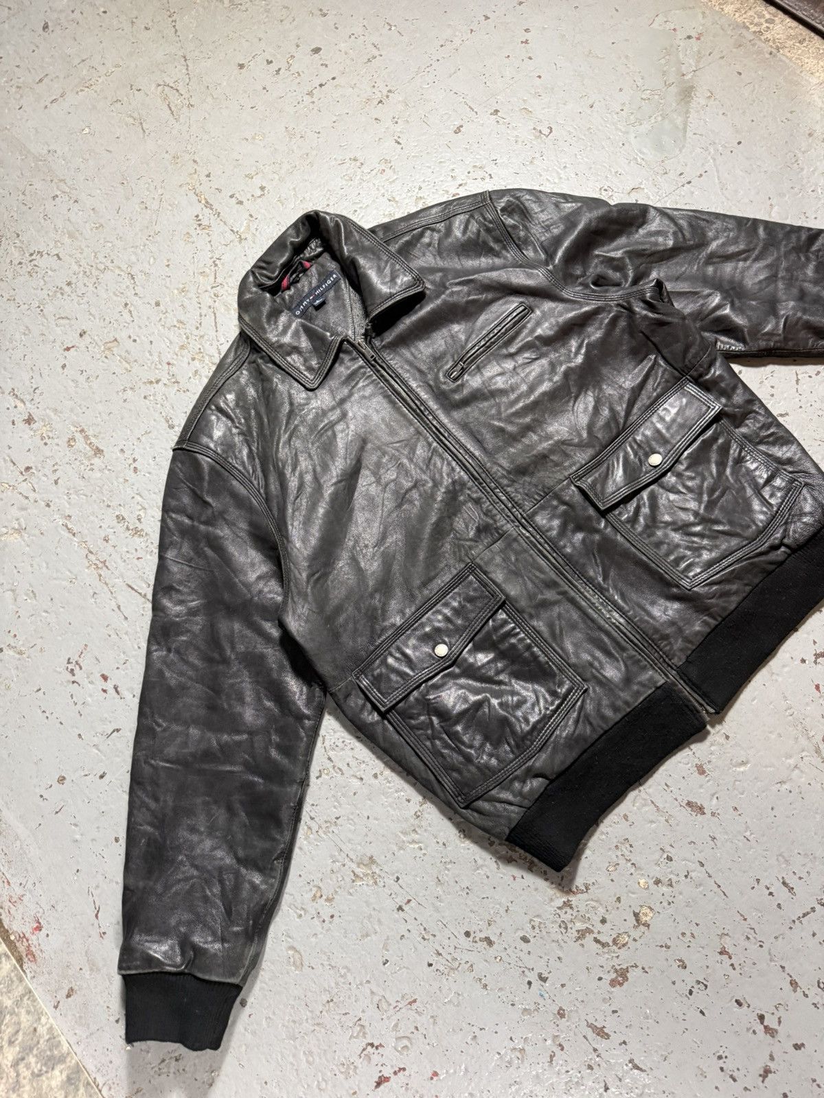 Tommy Hilfiger Vintage Tommy Hilfiger Classic Leather Jacket Size US L / EU 52-54 / 3 - 4 Thumbnail