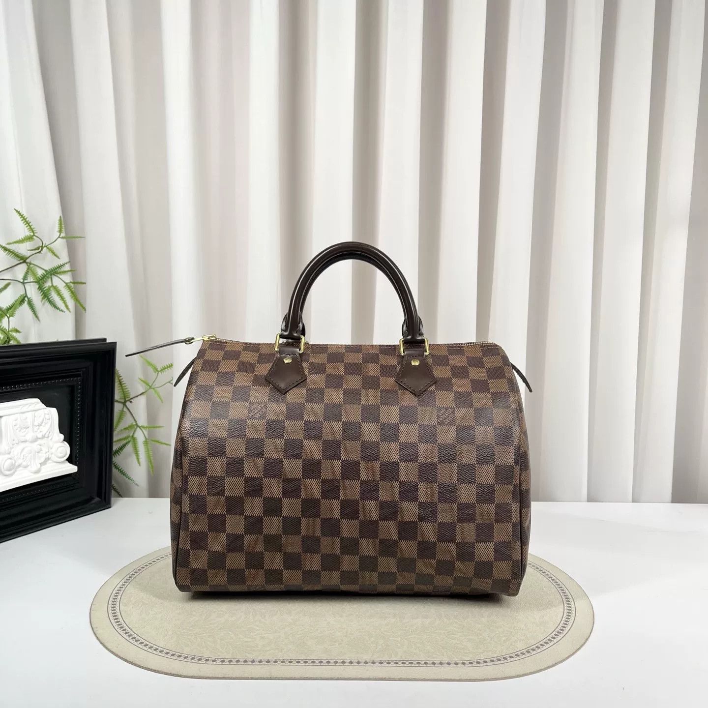 Louis Vuitton Pre-loved Bag Very good condition Size ONE SIZE - 1 Thumbnail