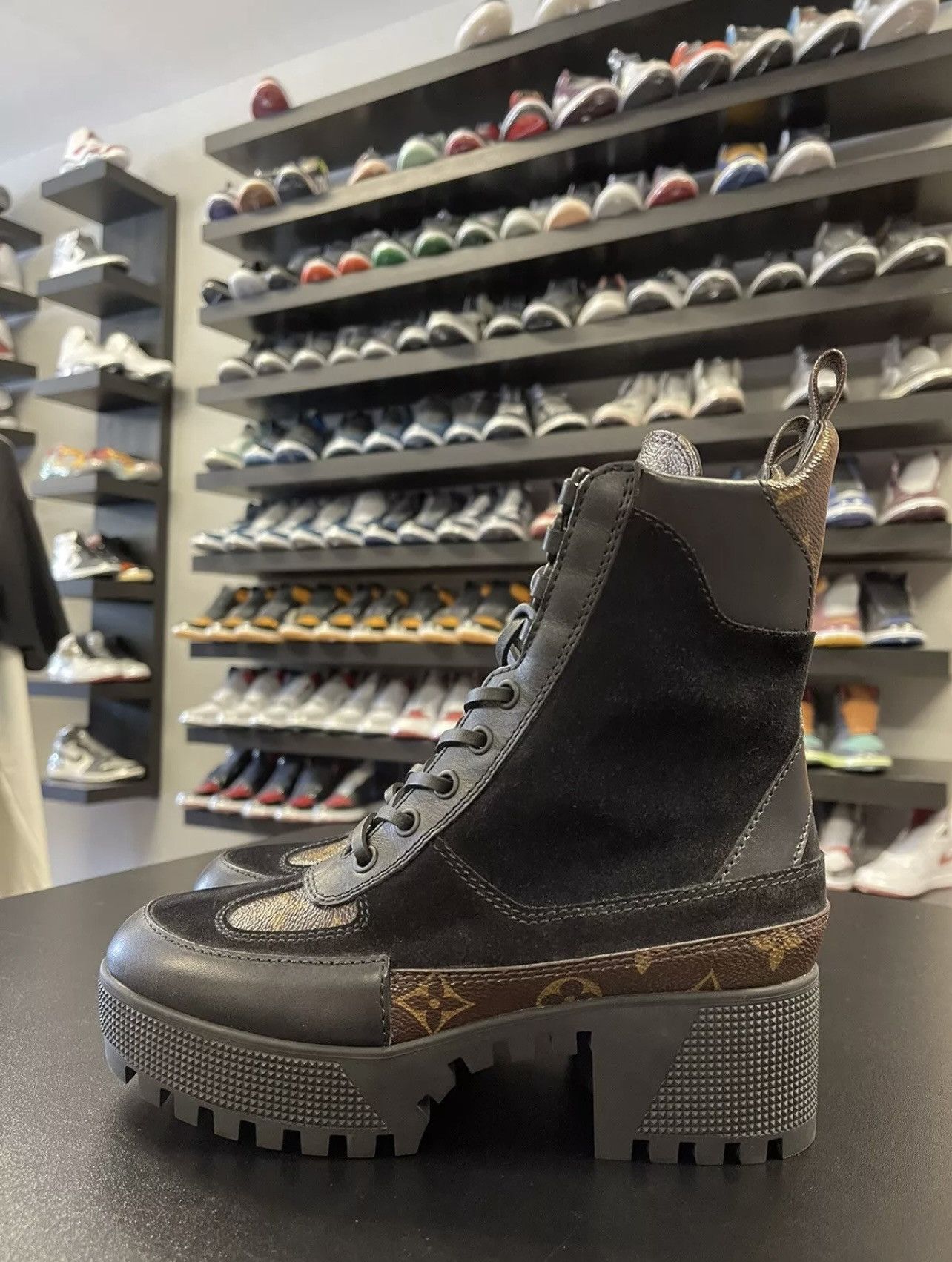 Size 5US/35EU Louis Vuitton Laureate Black Monogram Boots