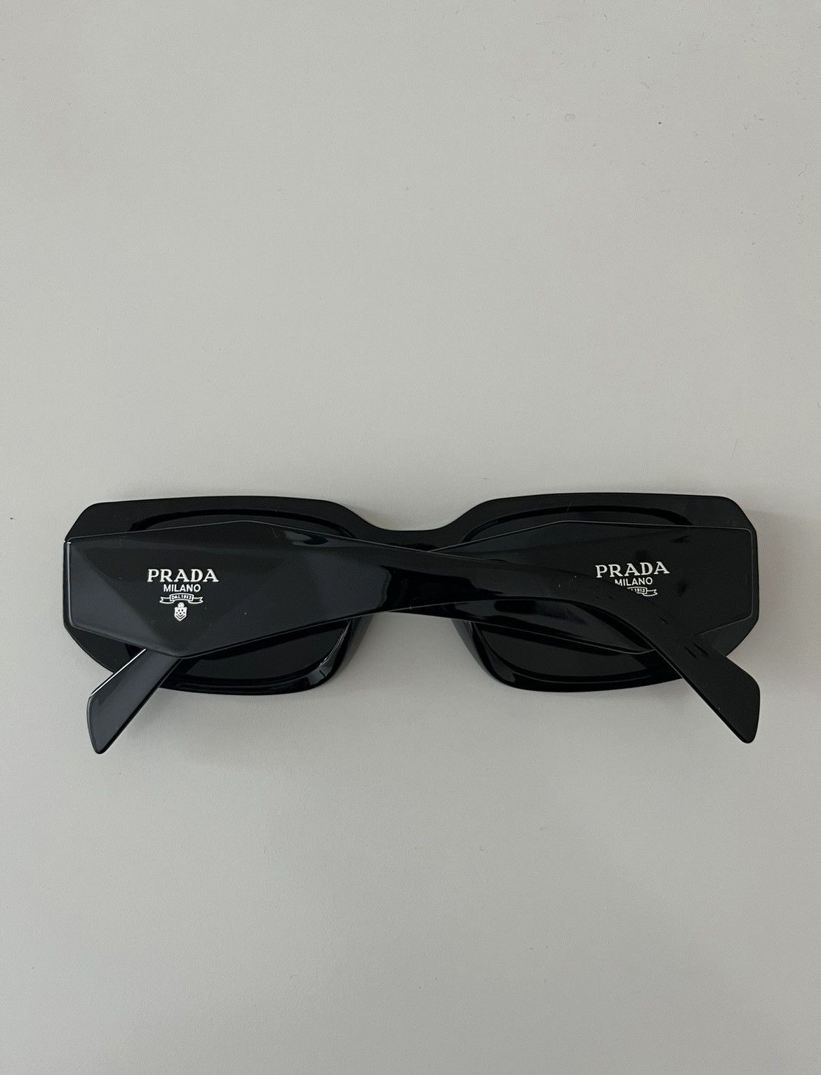 Other Y2K Black Designer Sunglasses Size ONE SIZE - 2 Thumbnail