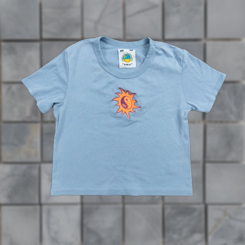 UNIF UNIF Women's Short Sleeve T-Shirt Size Small Blue Crew Neck Retro Yin Yang Casual Size S / US 4 / IT 40 - 1 Thumbnail