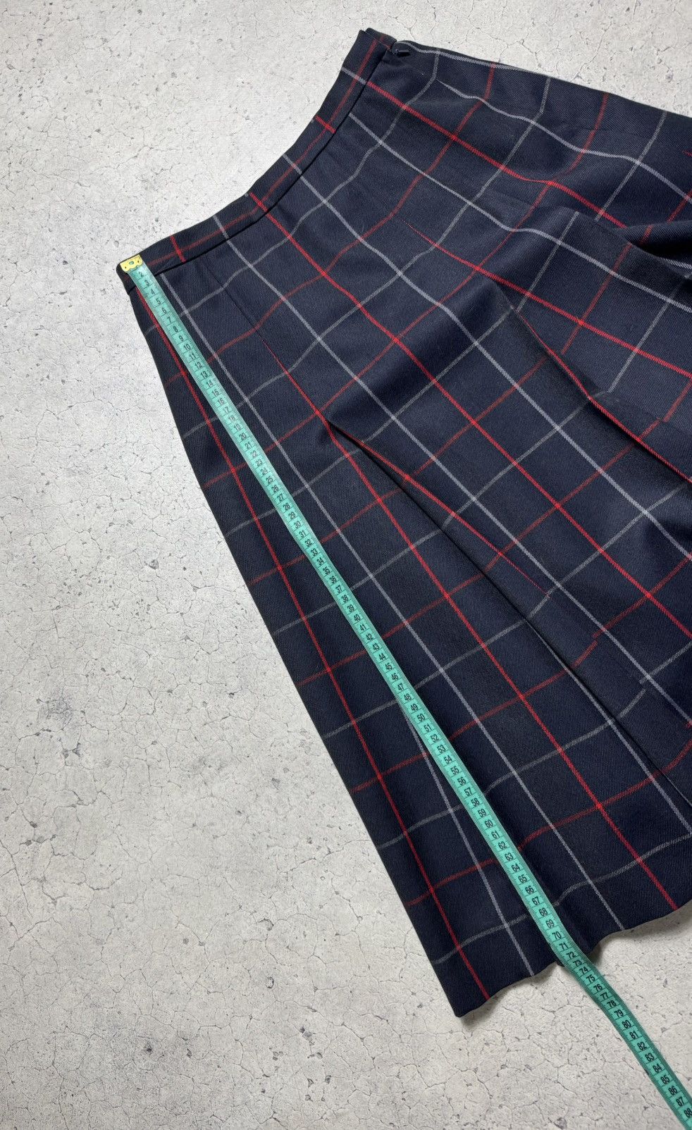 Burberry Burberrys Checkered Wool Skirt Vintage 90’s Size 28" / US 6 / IT 42 - 11 Thumbnail