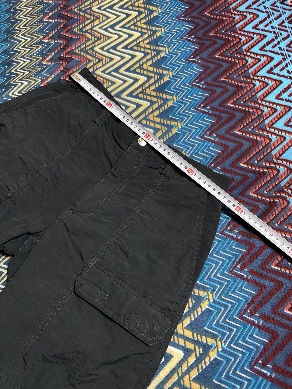 The North Face × Vintage Vintage Y2K The North Face Embroidered Logo Cargo Shorts Size US 30 / EU 46 - 7 Thumbnail