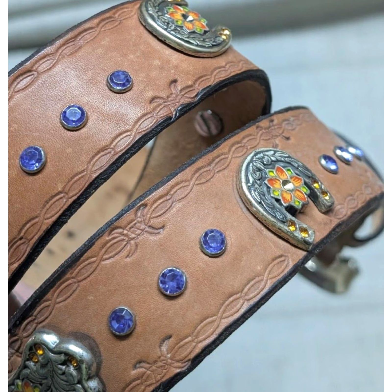 Vintage VINTAGE HANDCRAFTED Western Belt Unisex Adults 32 Brown Tooled Rhinestone Studded Cowboy Buckle Belt Western 90s Size 32 - 3 Thumbnail