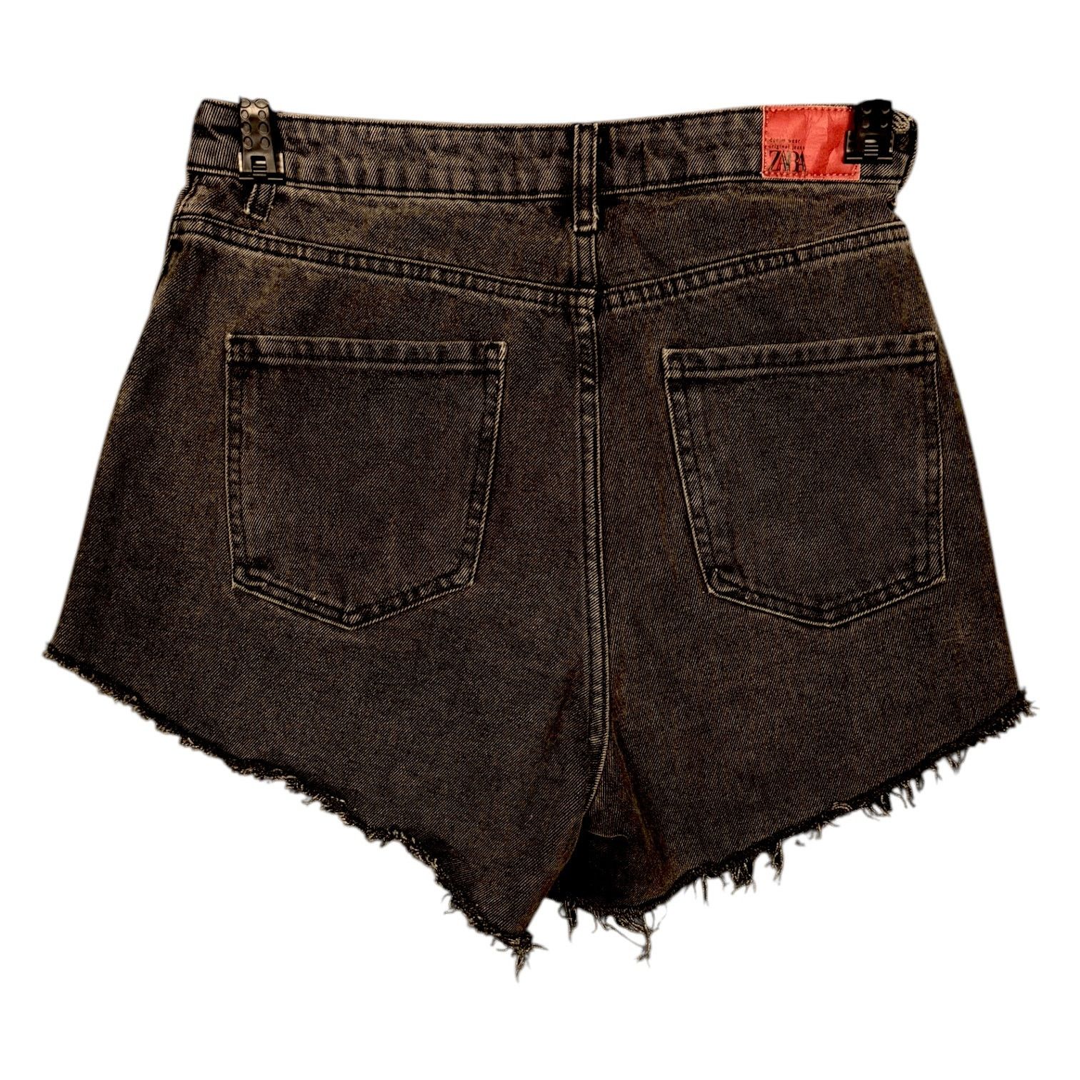 Zara Zara Pleated Distressed Denim Cutoff Shorts 3" Inseam - 8 Size 30" / US 8 / IT 44 - 2 Thumbnail
