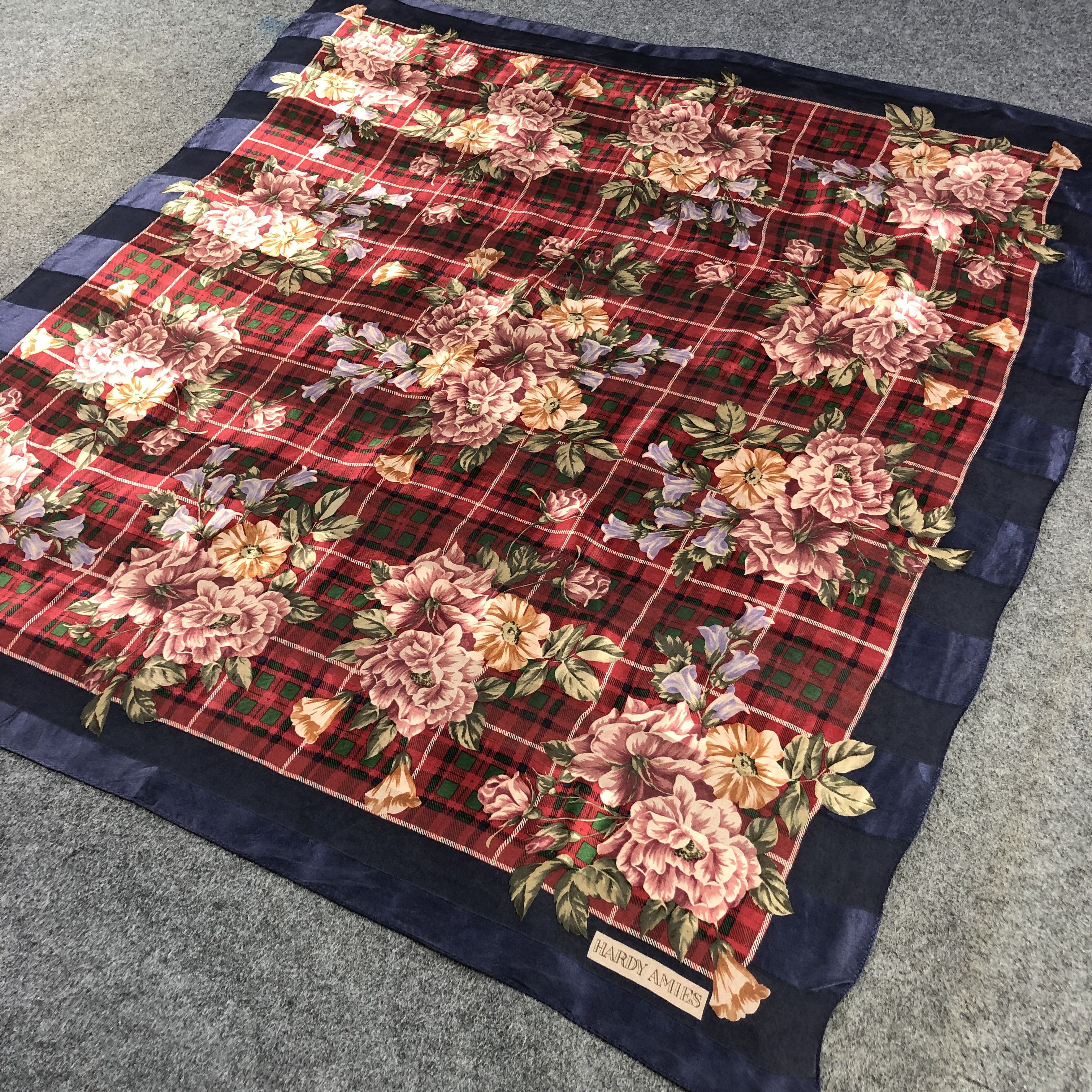 Hardy Amies Hardy Amies Floral Silk Scarf M886 Size ONE SIZE - 2 Thumbnail