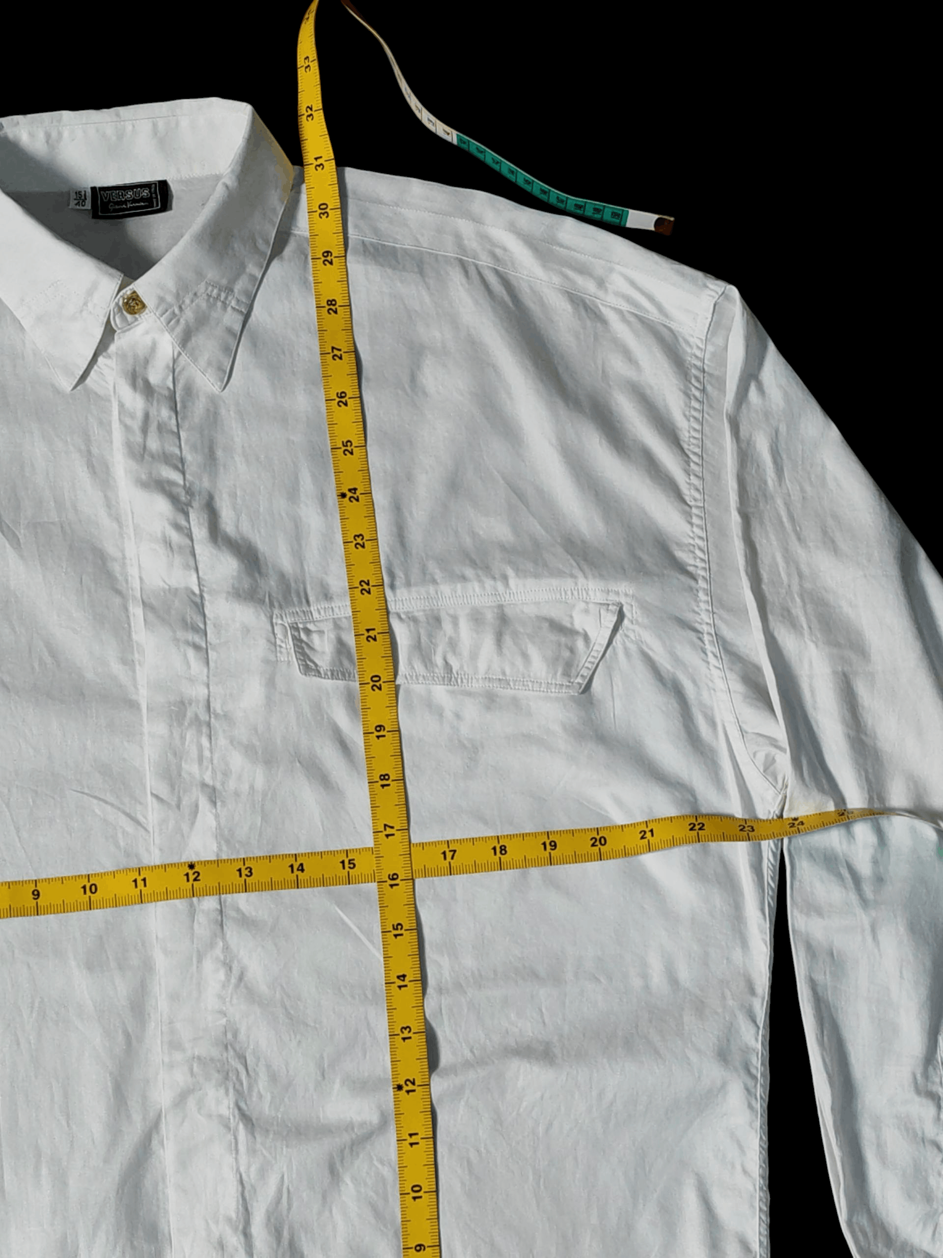 Versus Versace Versus Versace 90s Gold Lion Shirts Long Sleeves Italy 15 ¾ Size US L / EU 52-54 / 3 - 13 Thumbnail