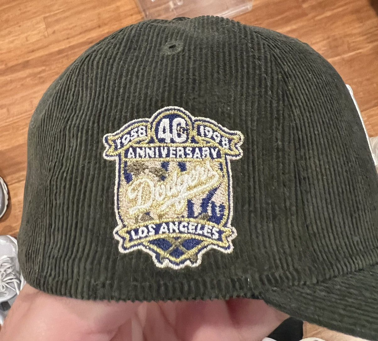 New Era Size 7 1/8 Dodgers Green Corduroy Fitted Size ONE SIZE - 2 Thumbnail