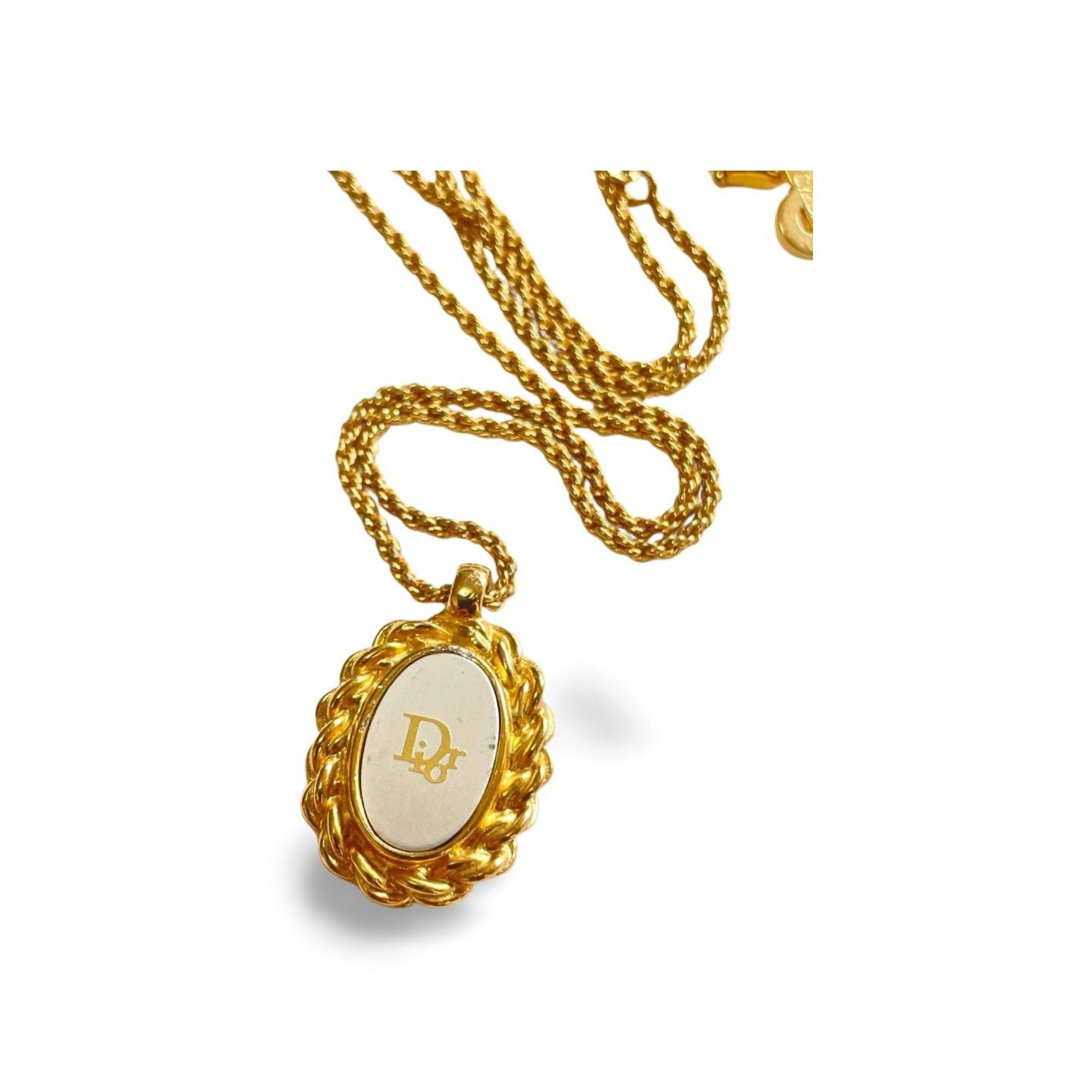 Dior Vintage Christian Dior oval shape pendant top necklace Size ONE SIZE - 3 Thumbnail